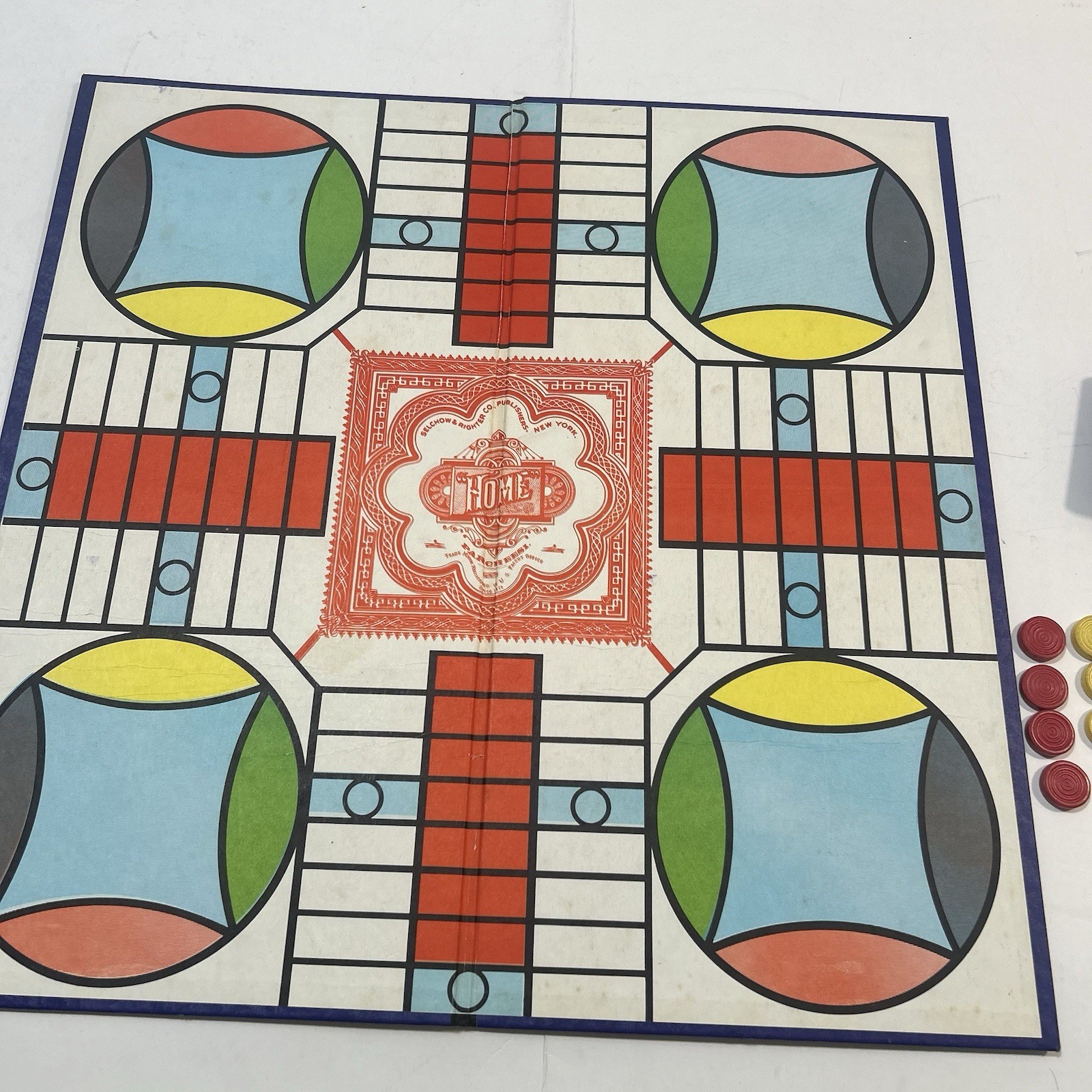 Vintage Parcheesi Backgammon Game of India Popular Edition