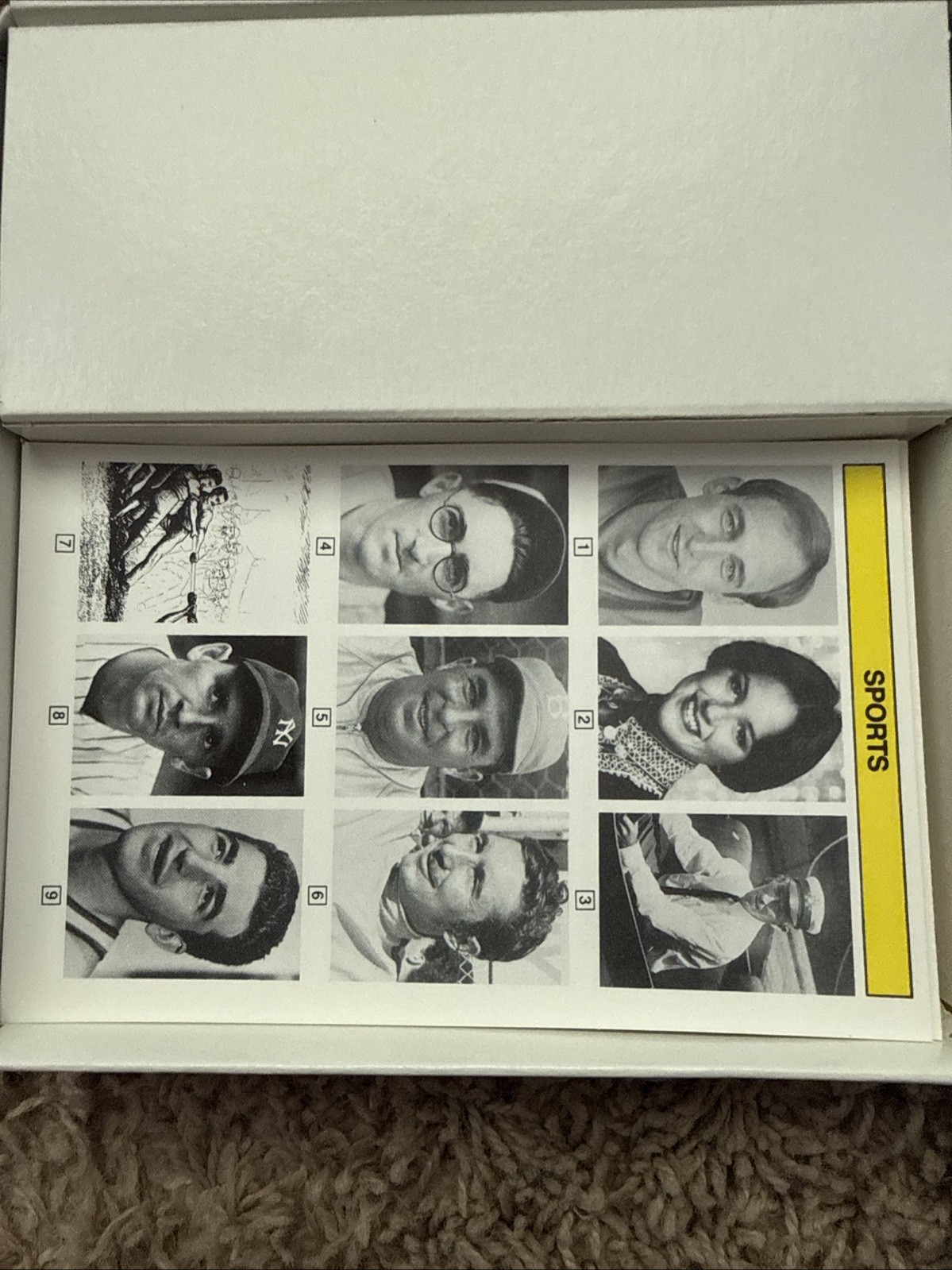 Vintage POCKET WHOOZIT SPORTS STRATEGY PICTURE GAME USA #165 Babe Ruth EUC VTG