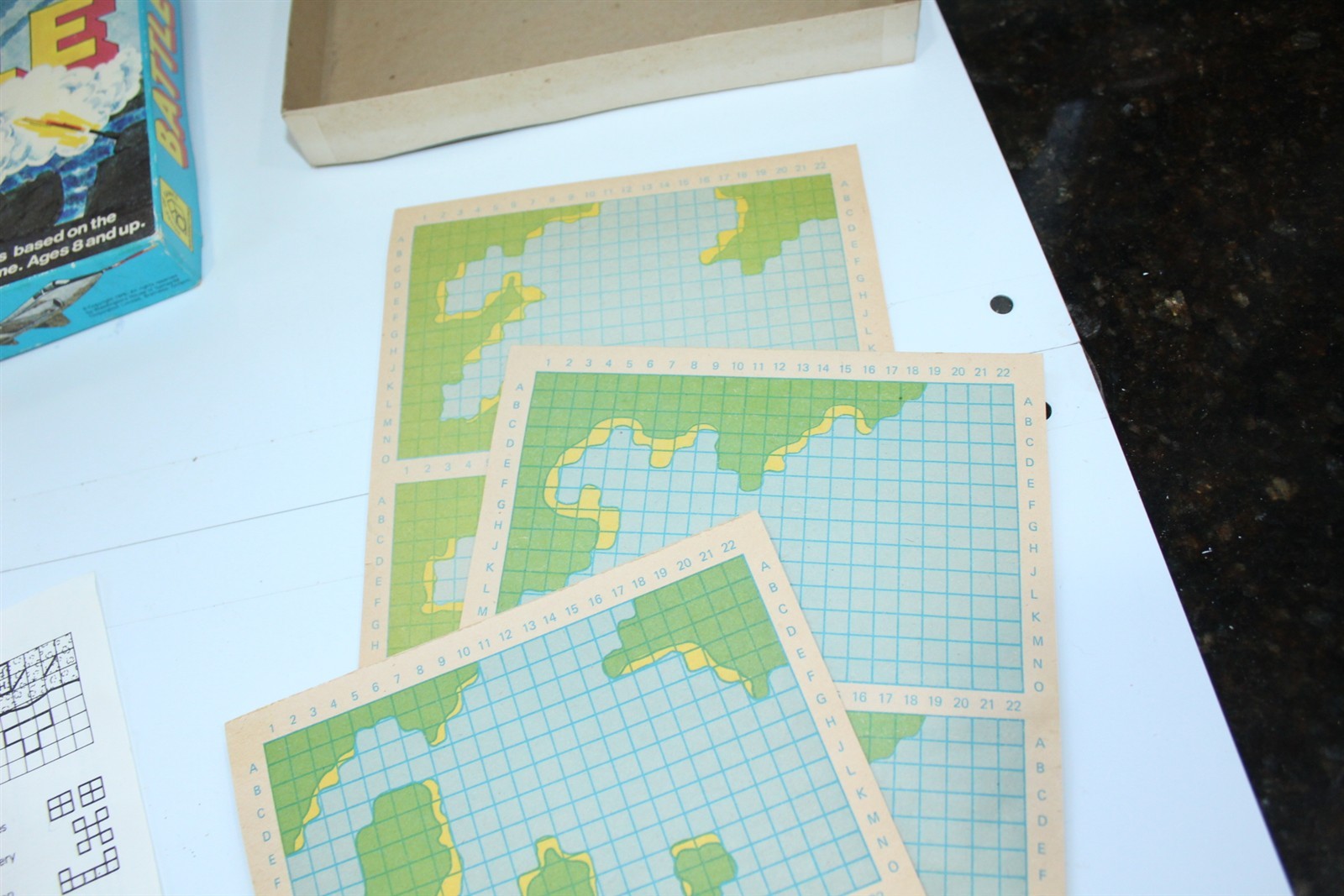 Vintage 1976 Battle Game In Original Box 2 Player Military Sea Land Air