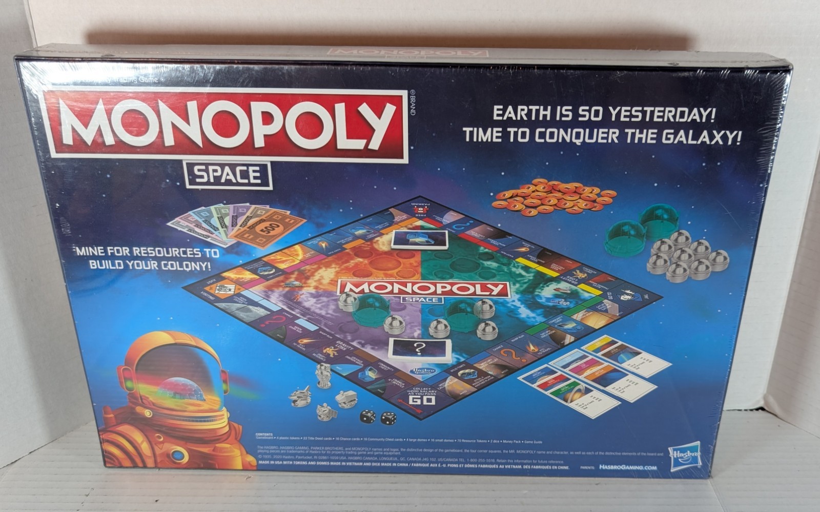 Monopoly Space Board Game HASBRO (NEW SEALED)