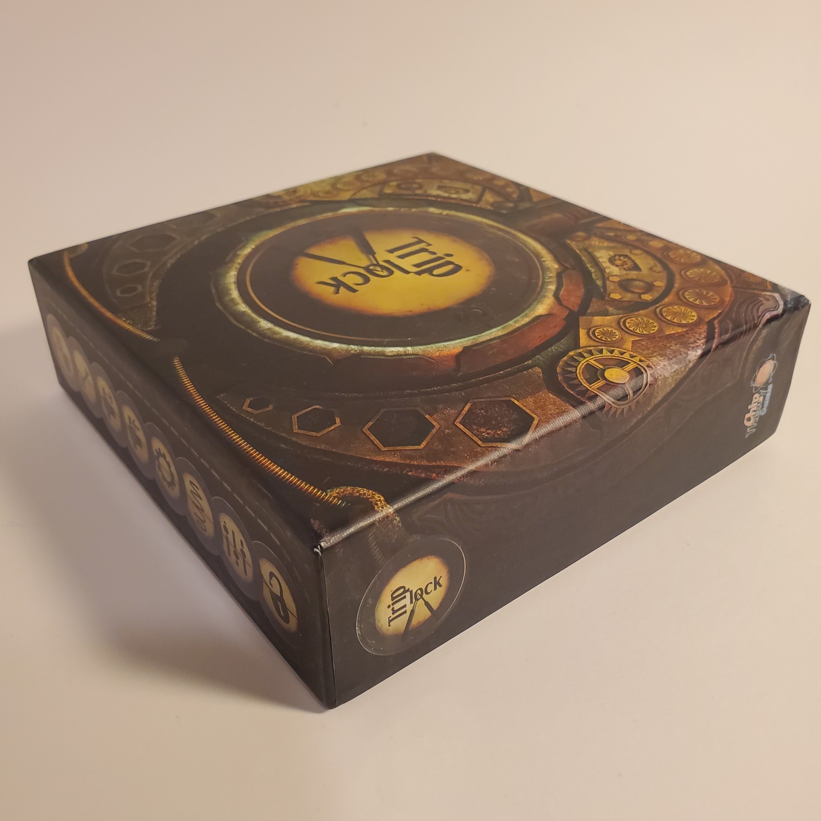 Triplock Chip Theory Games Complete Opened Unplayed Strategy Board Game