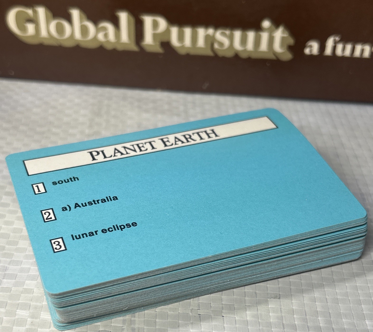 National Geographic Global Pursuit Planet Earth Blue Trivia Cards 1987