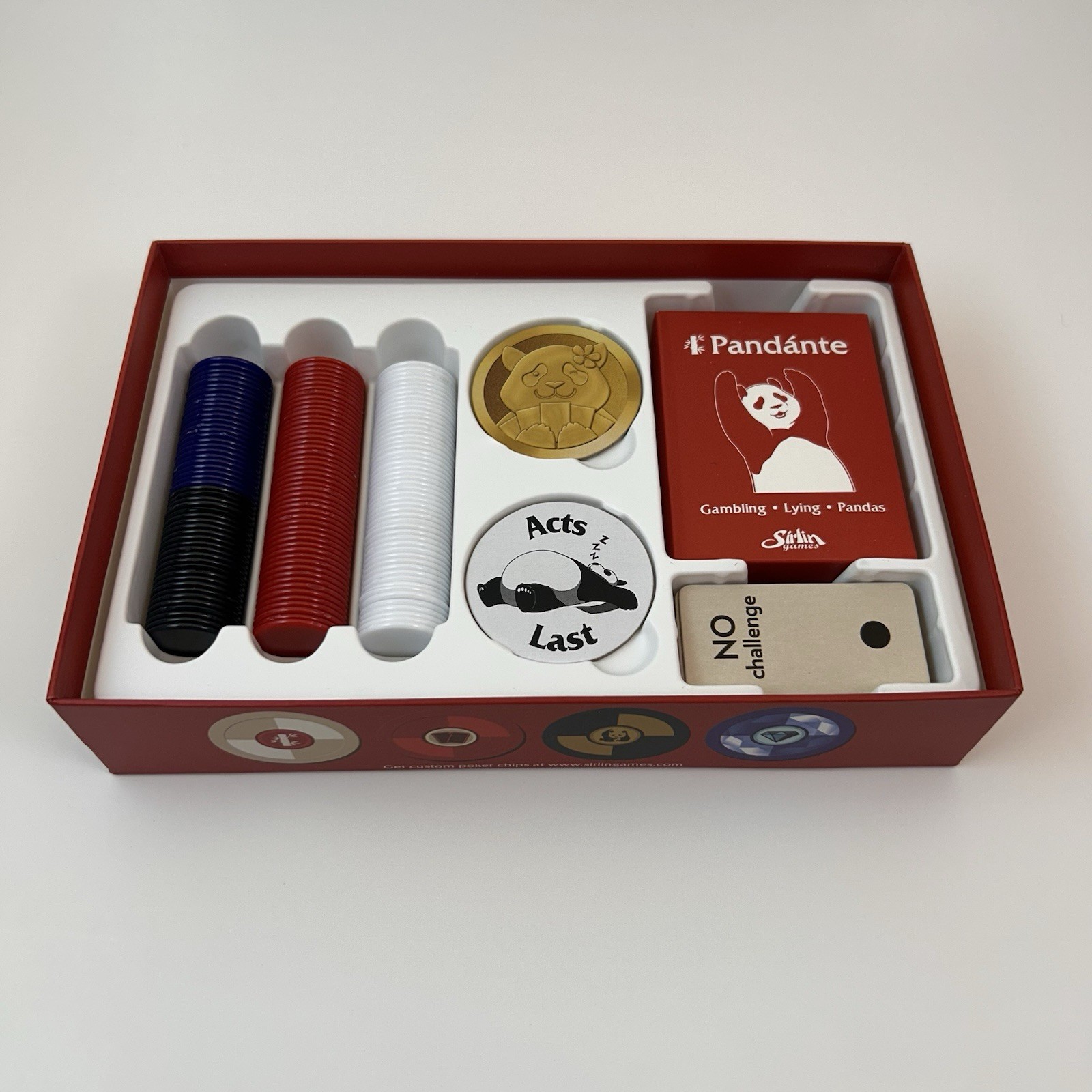 Pandánte 2nd Edition Game with Light & Dark Expansion Sirlin Games