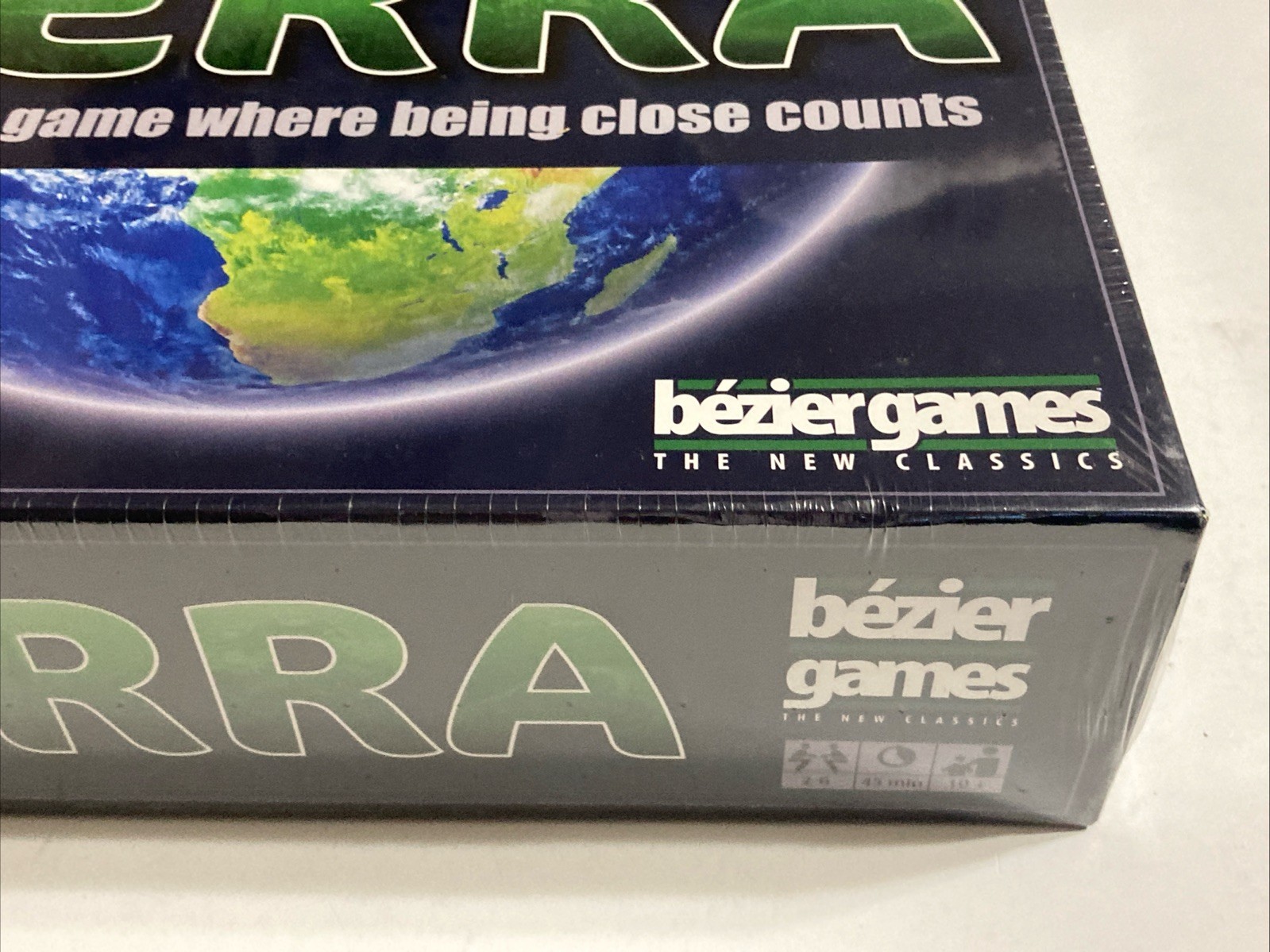 2014 Bézier Games Terra Geography Trivia Board Game NIS Party Game SEALED NEW