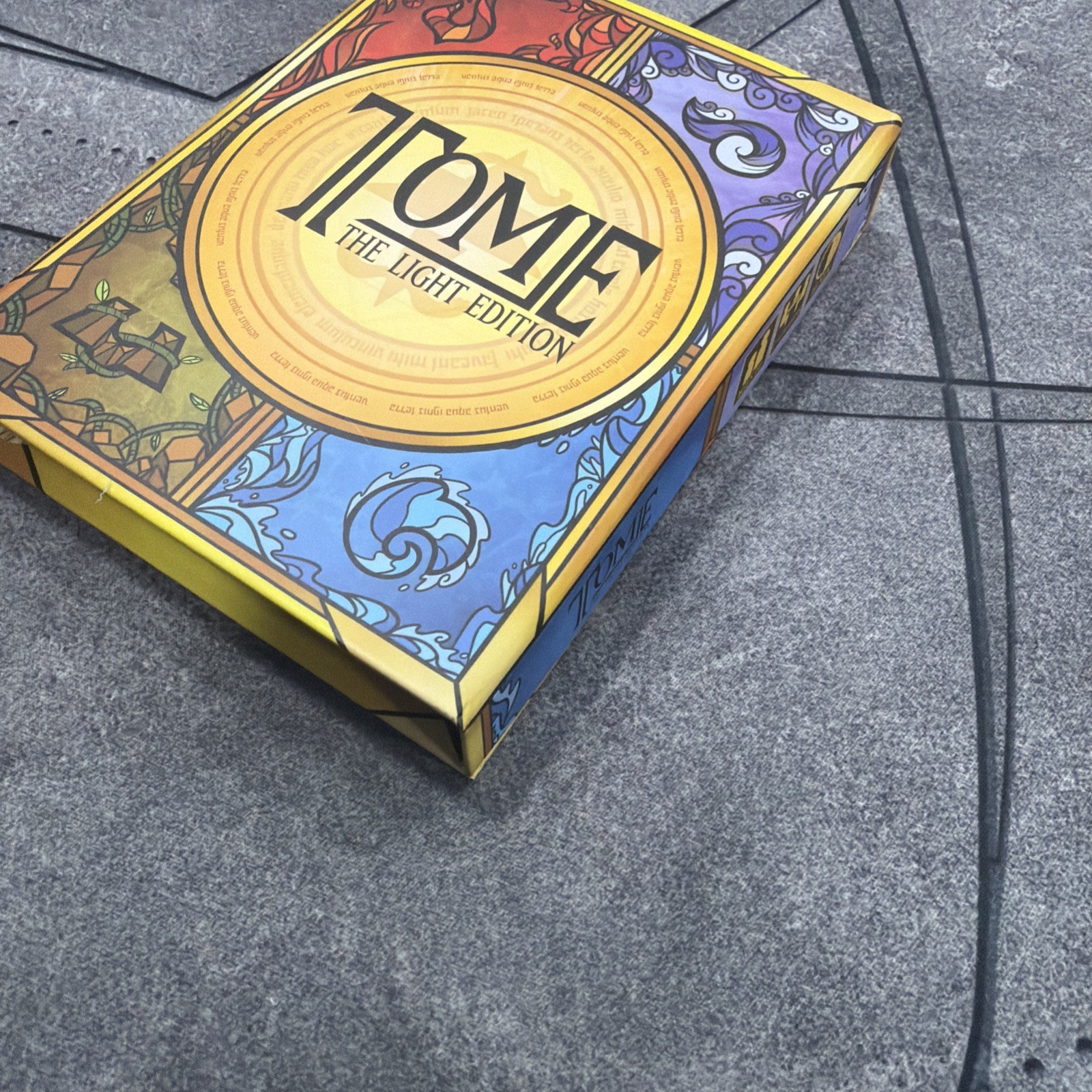 Reversal Games Tome The Light Edition Tome – The Light Ed Box VG