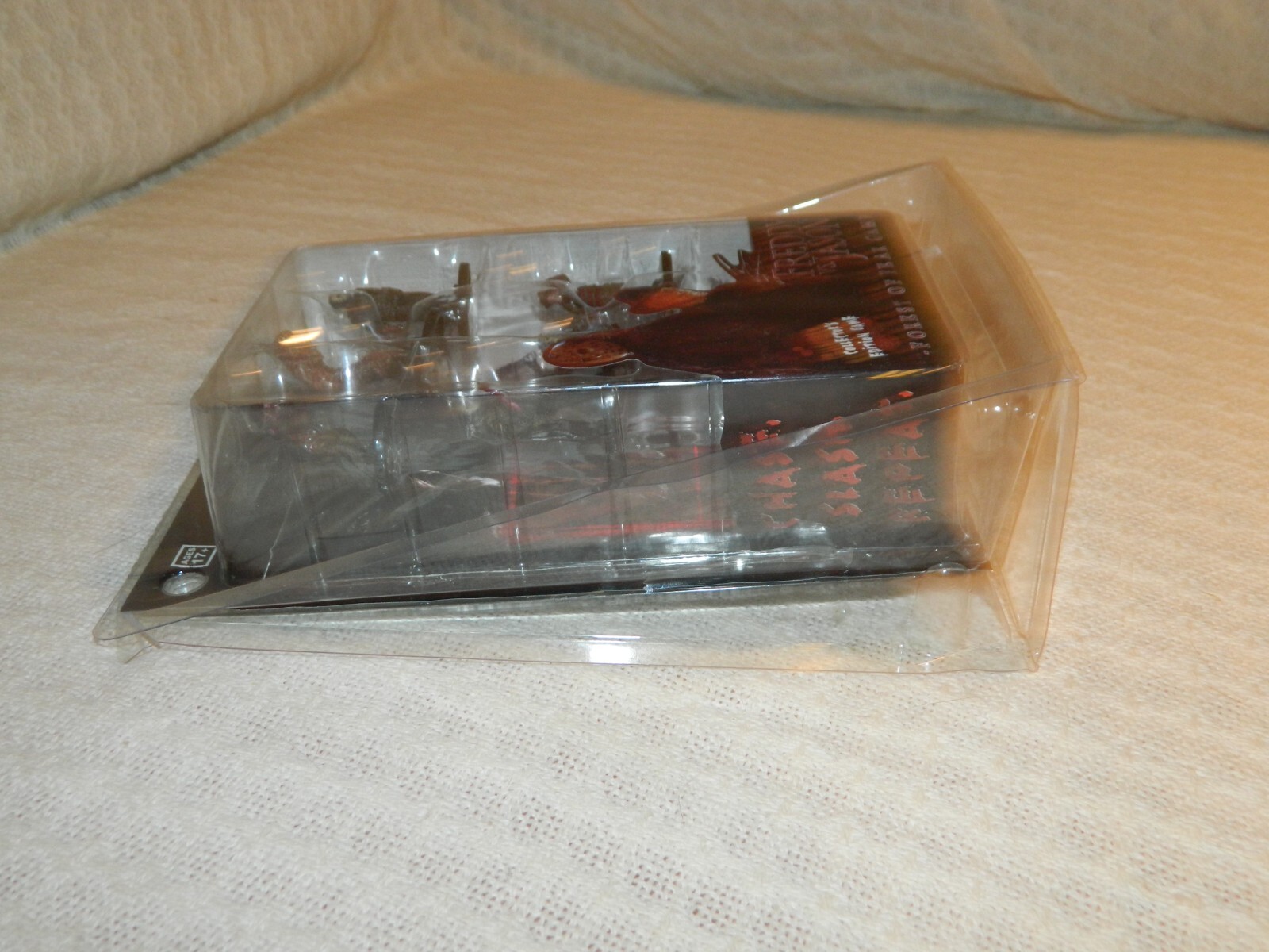 2010 Wizkids NECA Freddy vs Jason Forest of Fear Game NEW