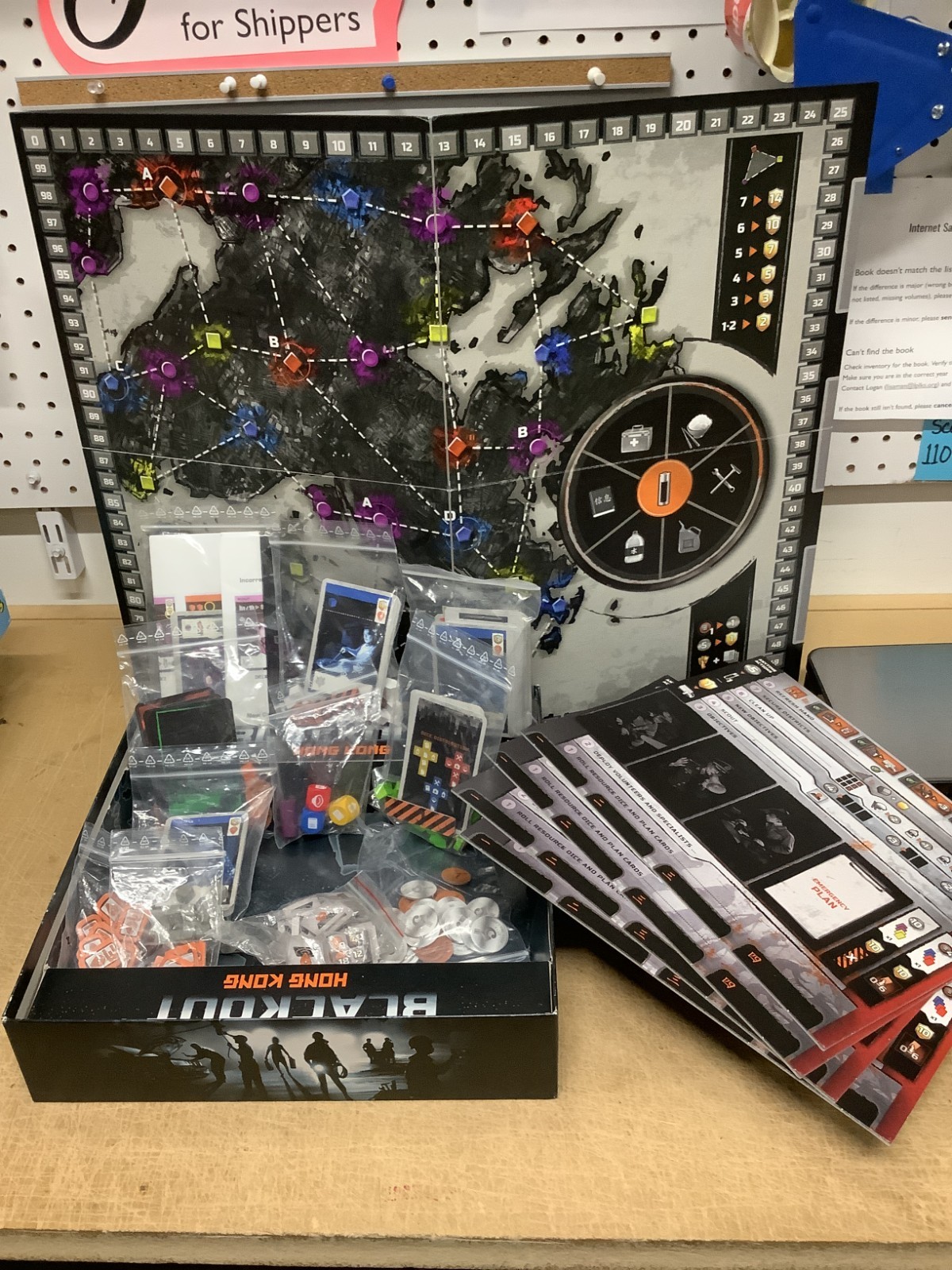Blackout: Hong Kong Board Game Eggertspiele Strategy Eurogame – used complete