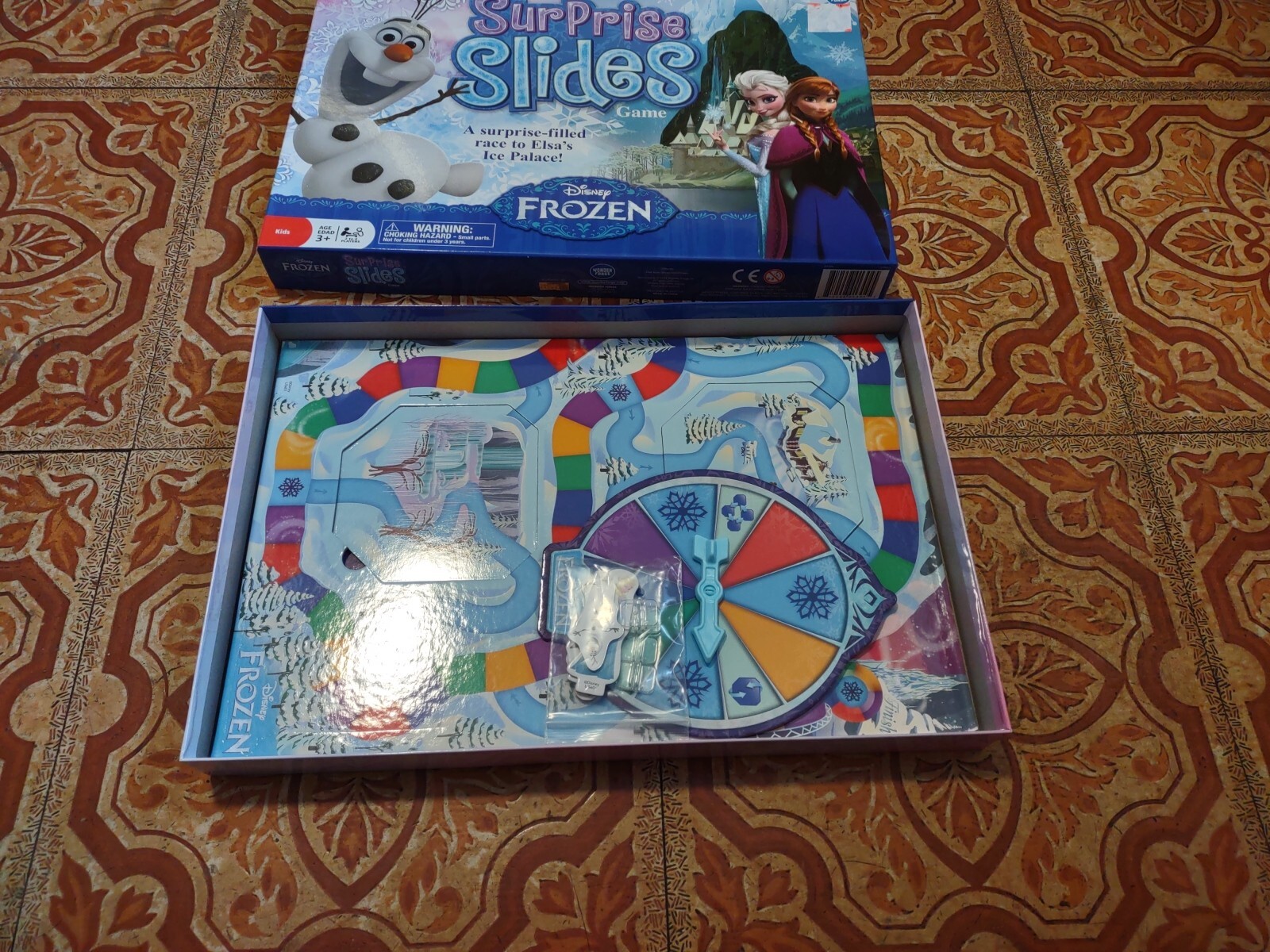 2014 DISNEY Frozen Surprise Slides Board Game Elsa Anna Olaf Kristoff
