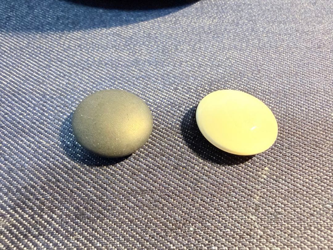 Nachi Kuroishi Go Stones Set 9mm Thick White Clamshell and Black Natural