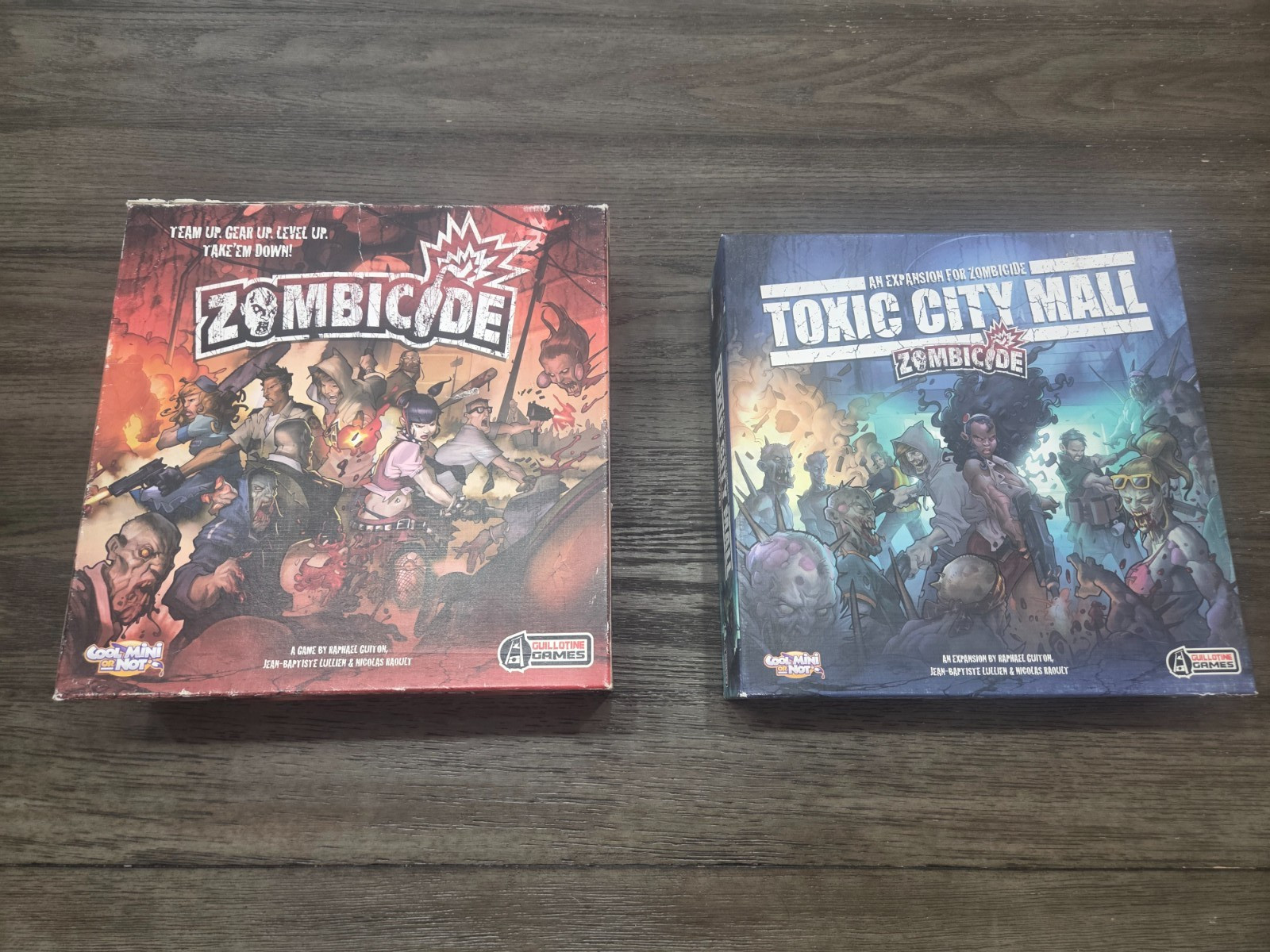 Zombicide 1st Edition + Toxic City Mall Expansion (Used)