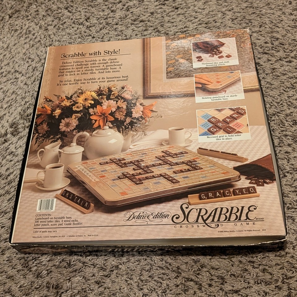 Scrabble Deluxe Edition Turntable Crossword Rotating Milton Bradley 1989 Complet