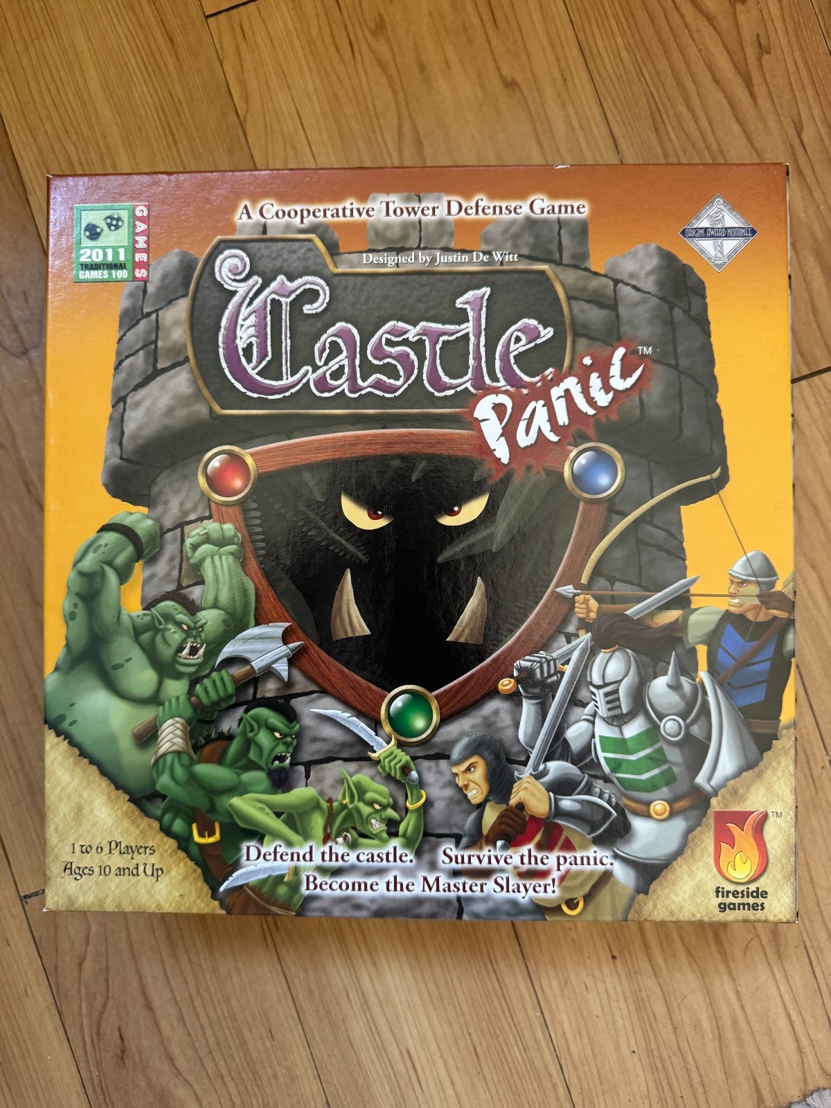 Castle Panic Board Game Fireside Games 2011 – COMPLETE – Excellent Condition