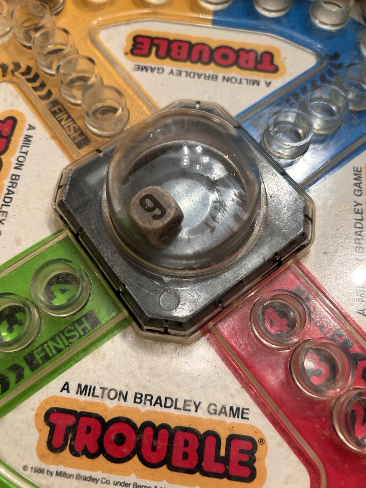 VINTAGE 1986 TROUBLE MILTON BRADLEY MB POP-O-MATIC BOARD GAME
