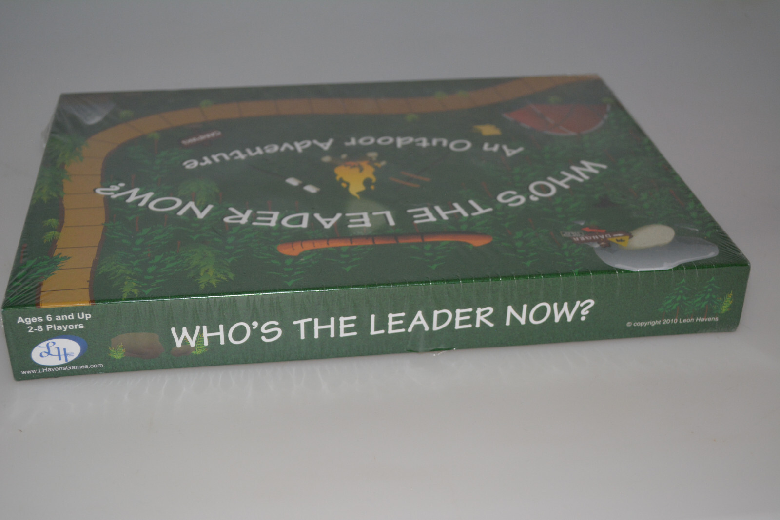WHO’S THE LEADER NOW AN OUTDOOR ADVENTURE GAME AGES 6 & UP 2 to 8 PLAYERS SEALED