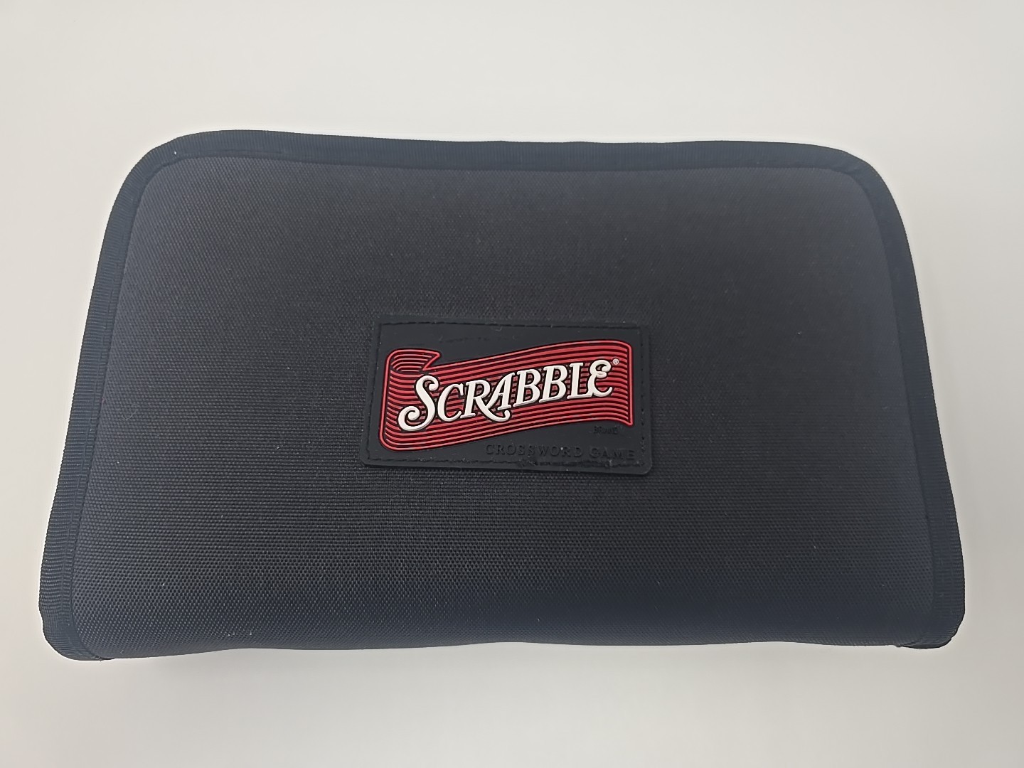 Travel Scrabble Crossword Game – Portable Travel Case Zip Close Hasbro COMPLETE