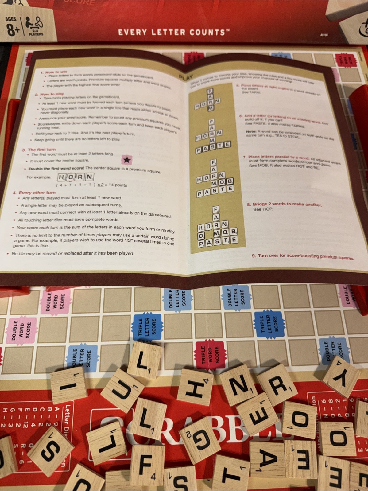 2013 Hasbro GamingScrabble Crossword Game