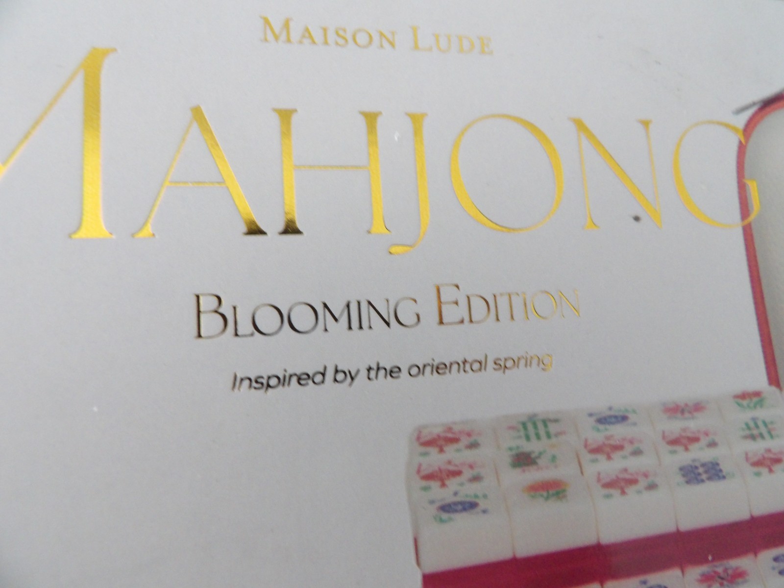 Maison Lude Mahjong Blooming Edition Tiles 160 Piece Set with Carrying Case
