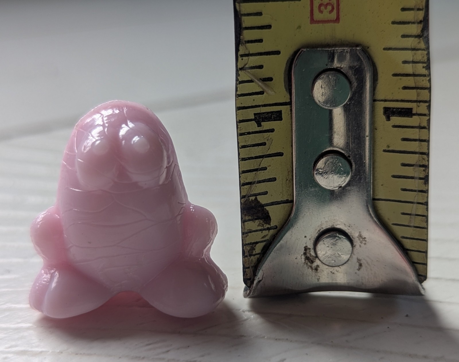 GOGO’S Vintage CRAZY BONES Solid Light Pale PINK EGGY Original 1996 Classic 1″