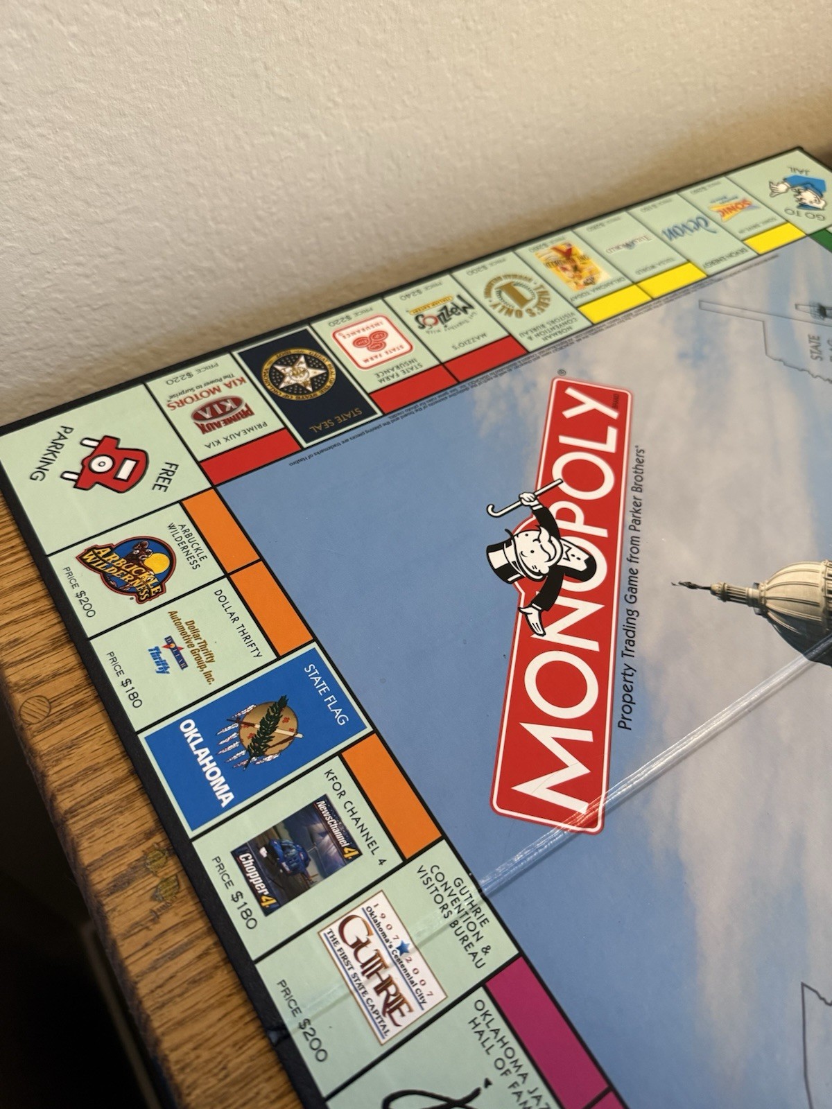 Parker Bros. Monopoly Oklahoma Centennial Edition Board Game 2 to 6 Players-EUC