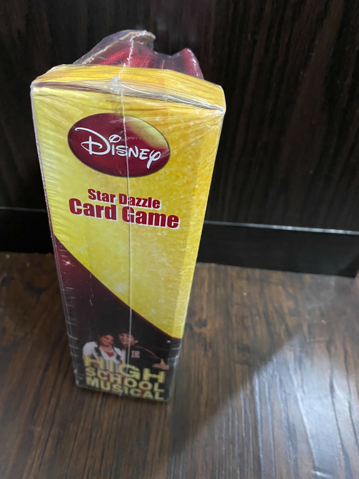 NEW DISNEY HIGH SCHOOL MUSICAL 2 STAR DAZZLE CARD GAME