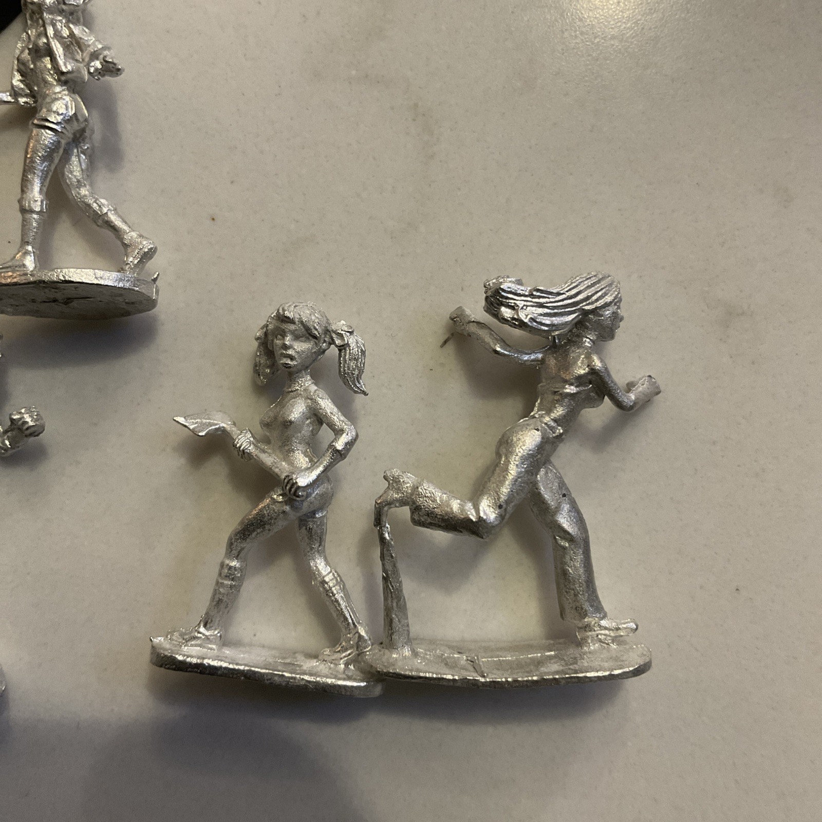 Camp Grizzly First Edition Survival Board Game Cult Classic with RARE Miniatures