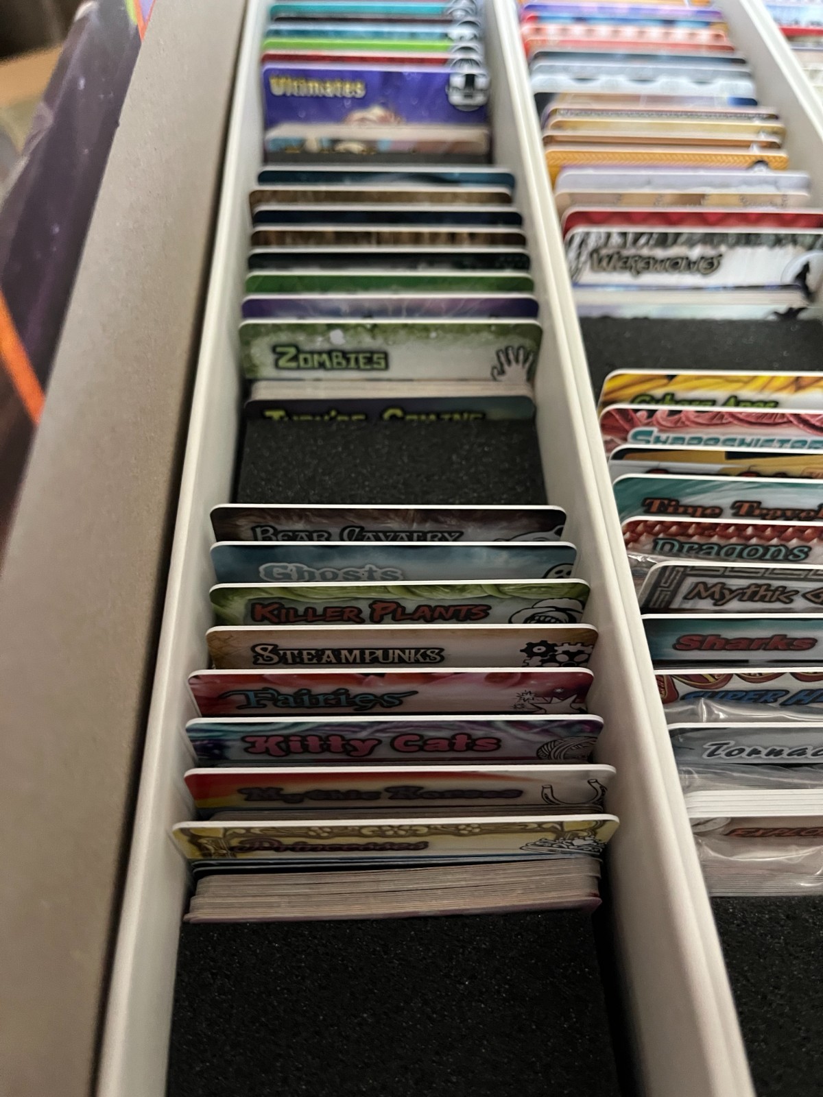 Smash Up: The Bigger Geekier Box + Marvel + 13 Expansions + Penguins + Sheep