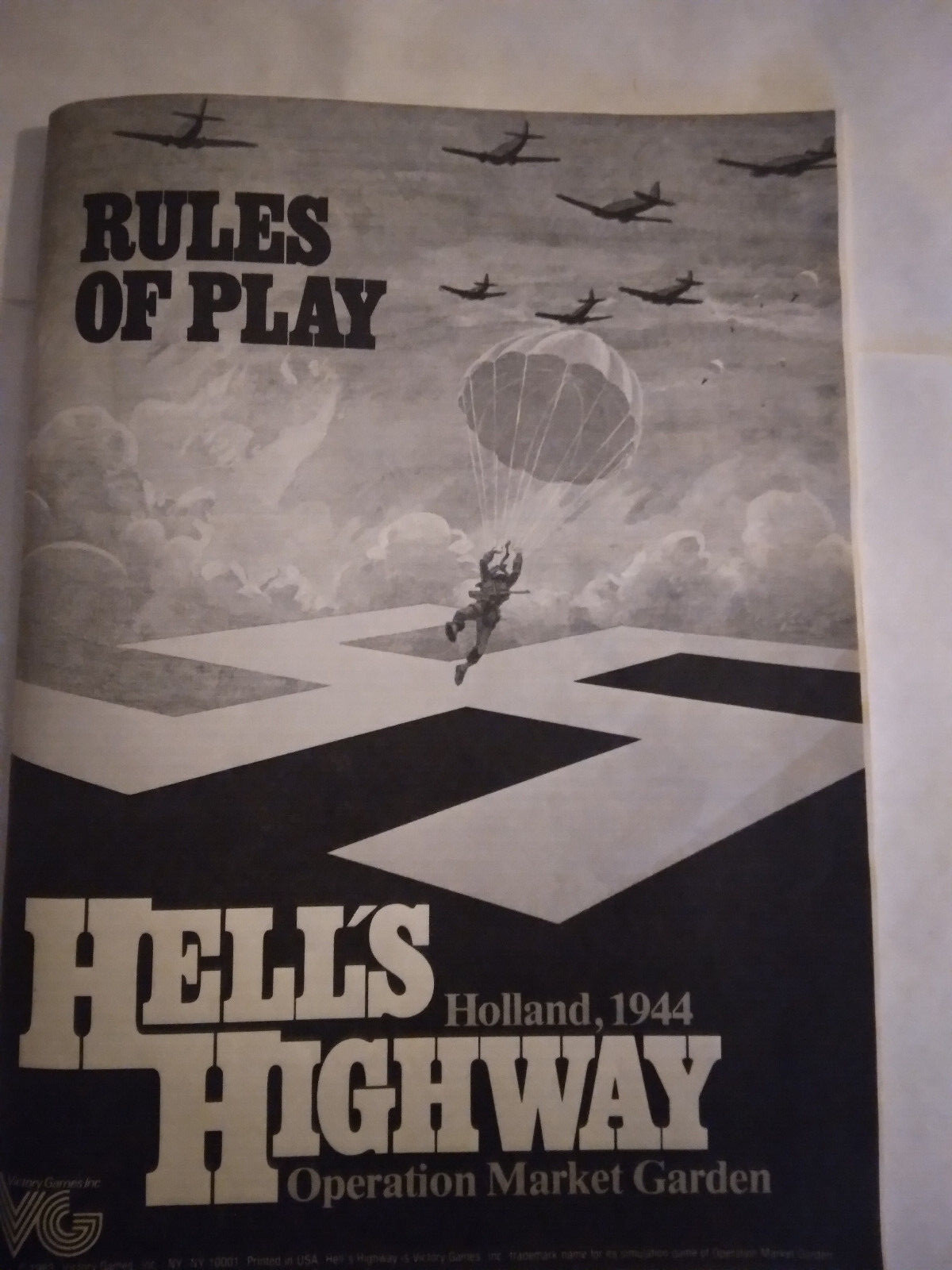 Hell’s Highway, Holland 1944 Victory Games, Inc 1983 Complete Partially Punched
