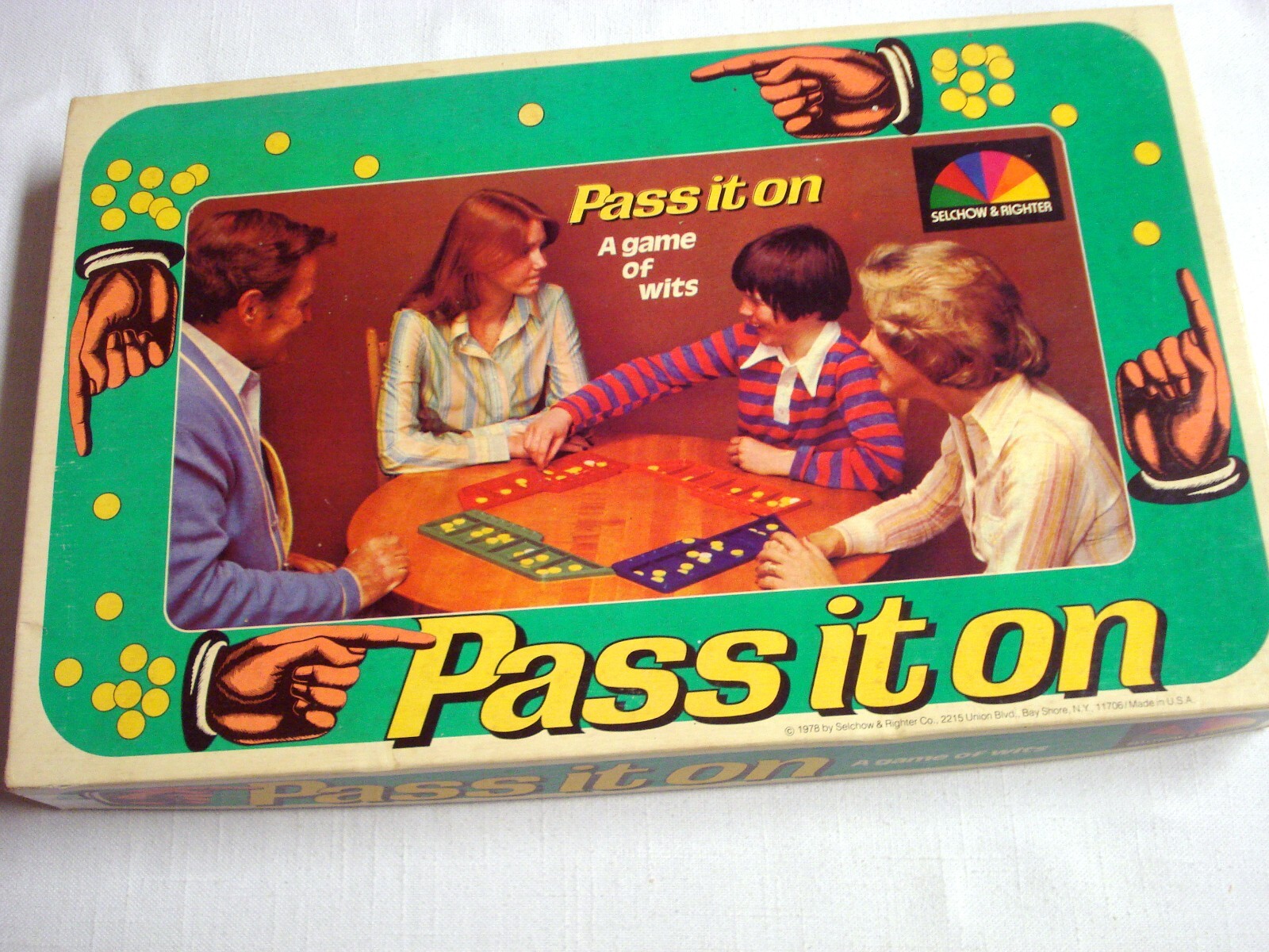 Pass It On A Game of Wits Complete Selchow & Righter No. 39