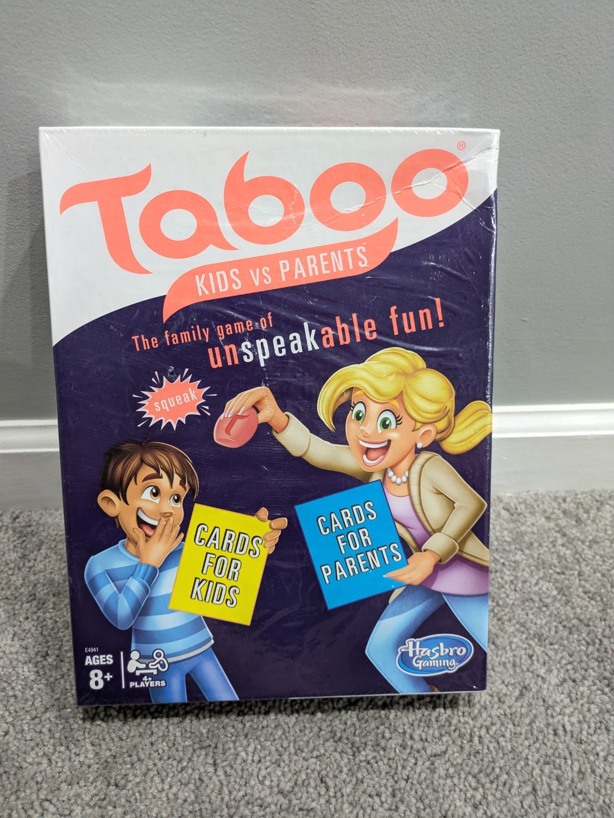 2018 Hasbro Gaming Taboo Kids VS Parents Board Game Greek NEW SEALED