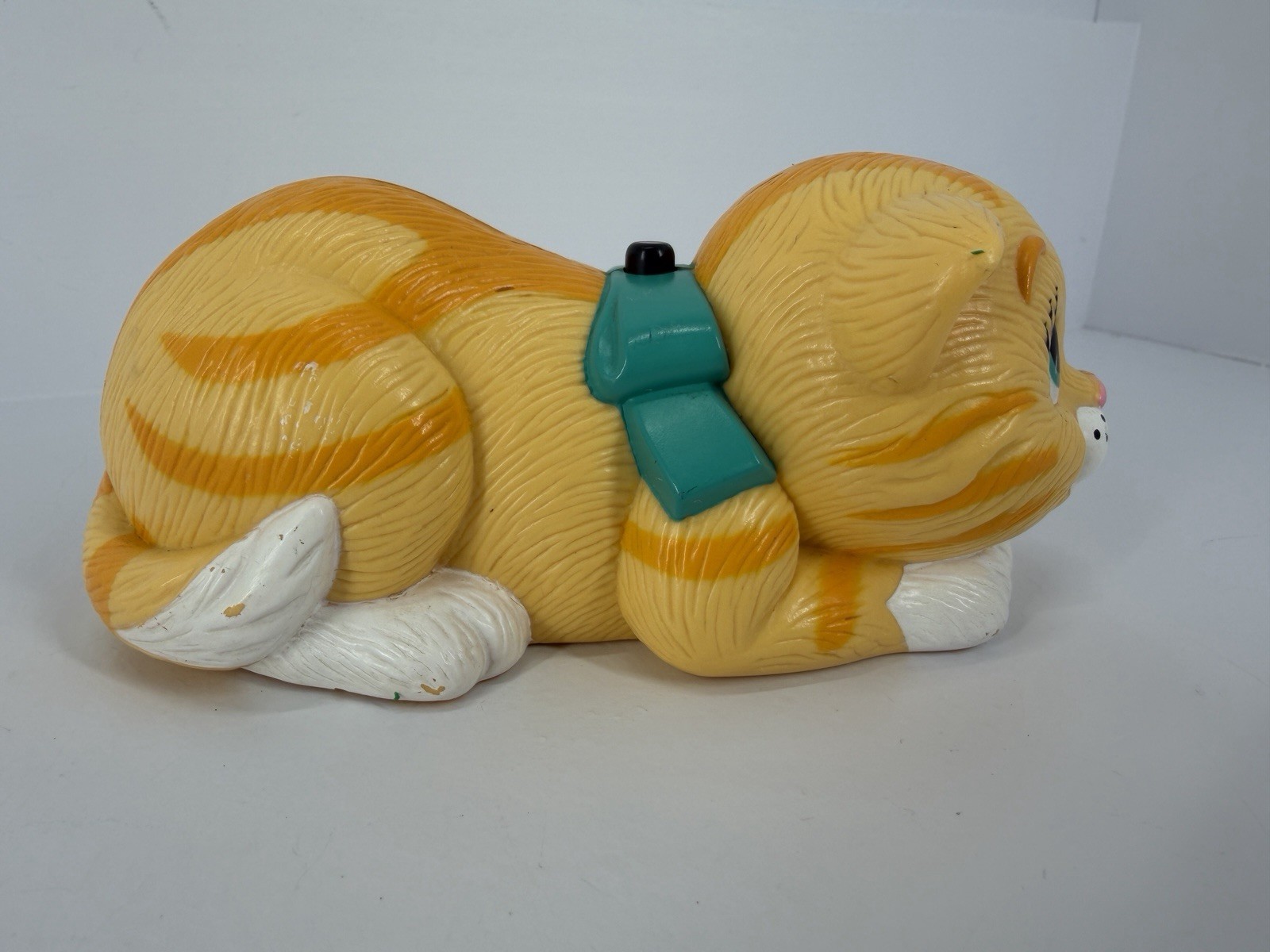 1994 Milton Bradley Hide N Squeak Cat Electronic Hide & Seek Game – Cat Only