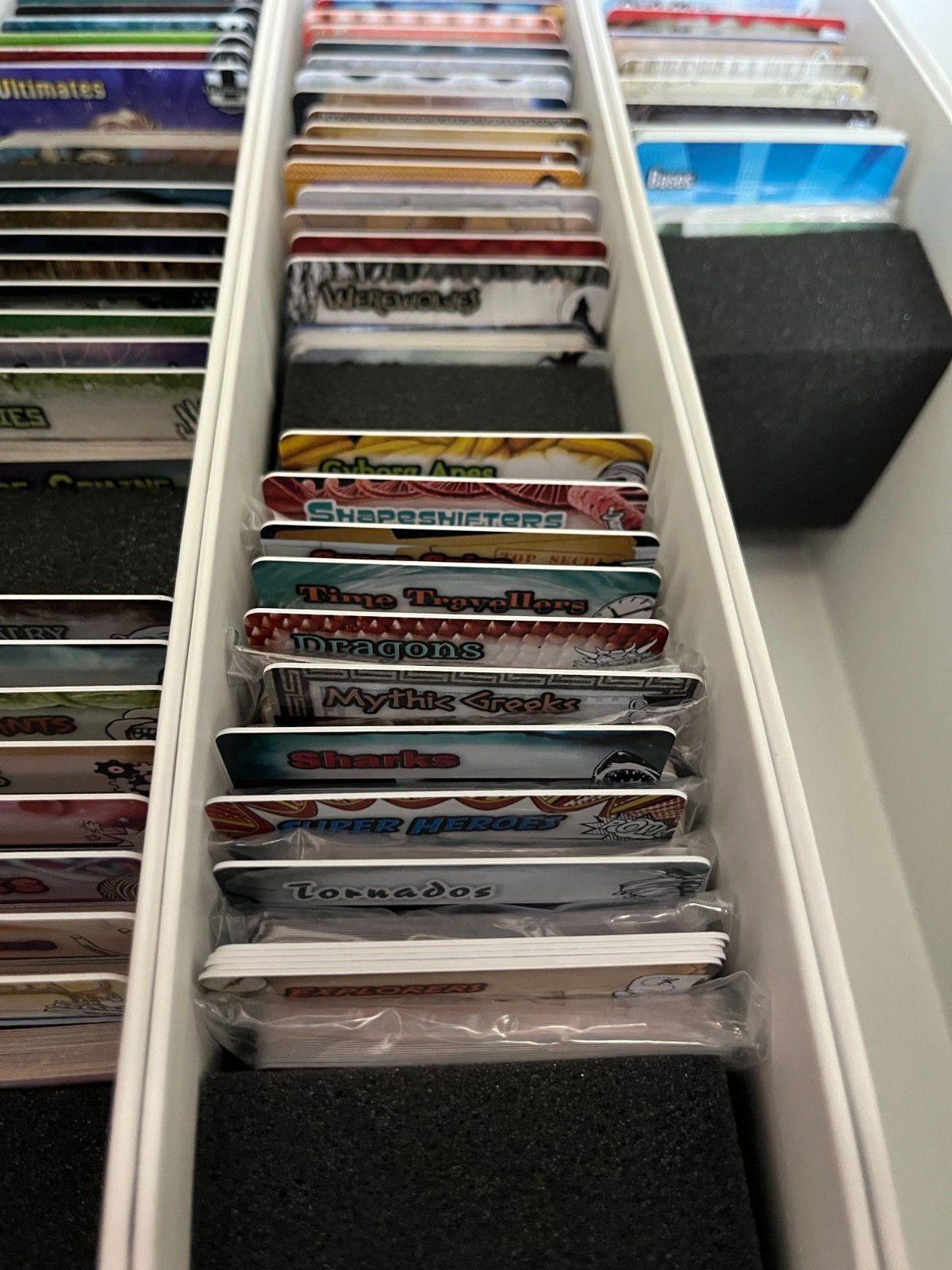 Smash Up: The Bigger Geekier Box + Marvel + 13 Expansions + Penguins + Sheep