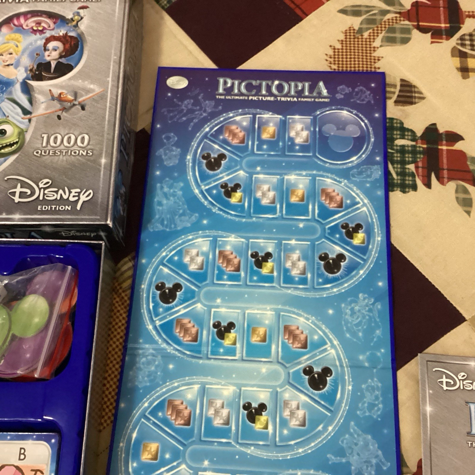 PICTOPIA Disney EDITION the Ultimate Picture-Trivia Family Game!
