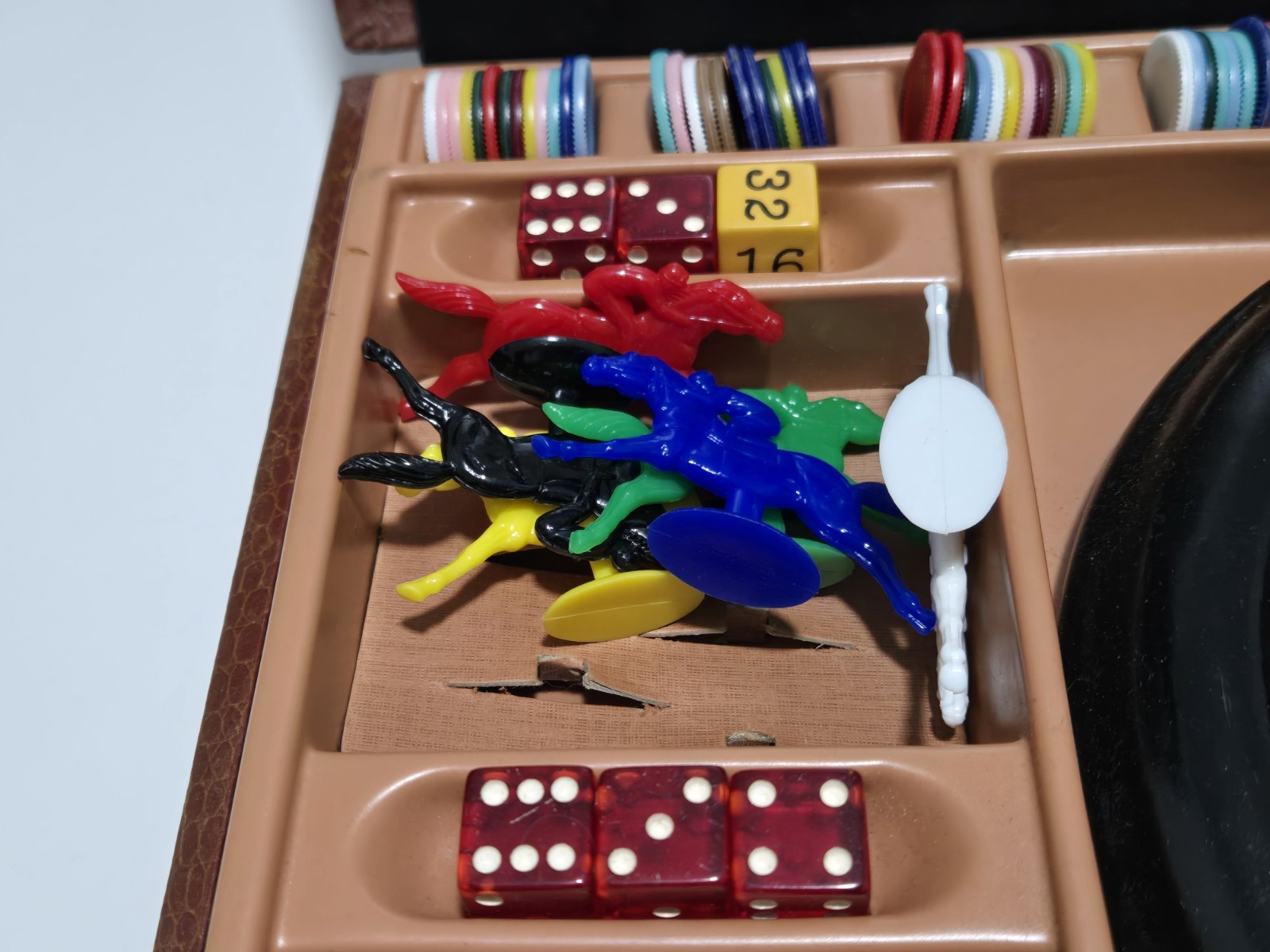Vintage E.S. Lowe Multi Game Set In Briefcase Roulette, Horse Race, Cards, Dice