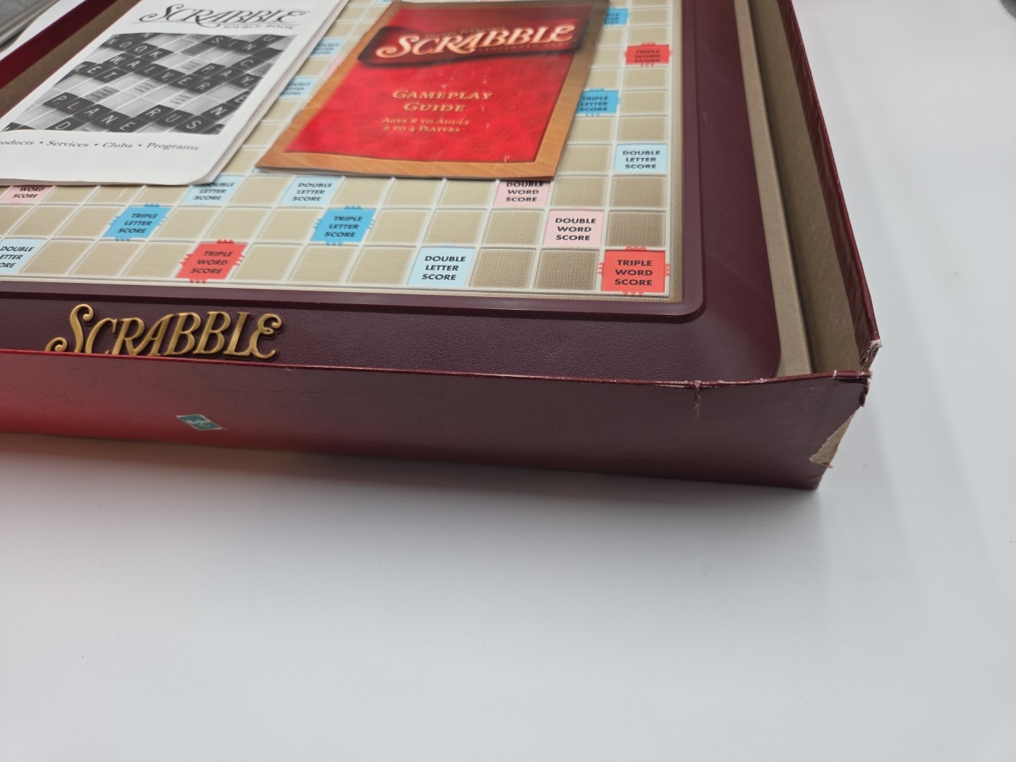 Milton Bradley 4034 Scrabble Deluxe Edition Board Game – Complete