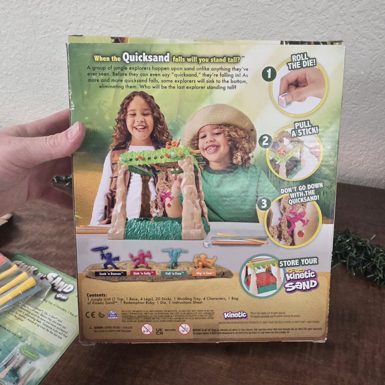 Sink N’ Sand Game with Kinetic Sand for kids or adults. Brand New in Box