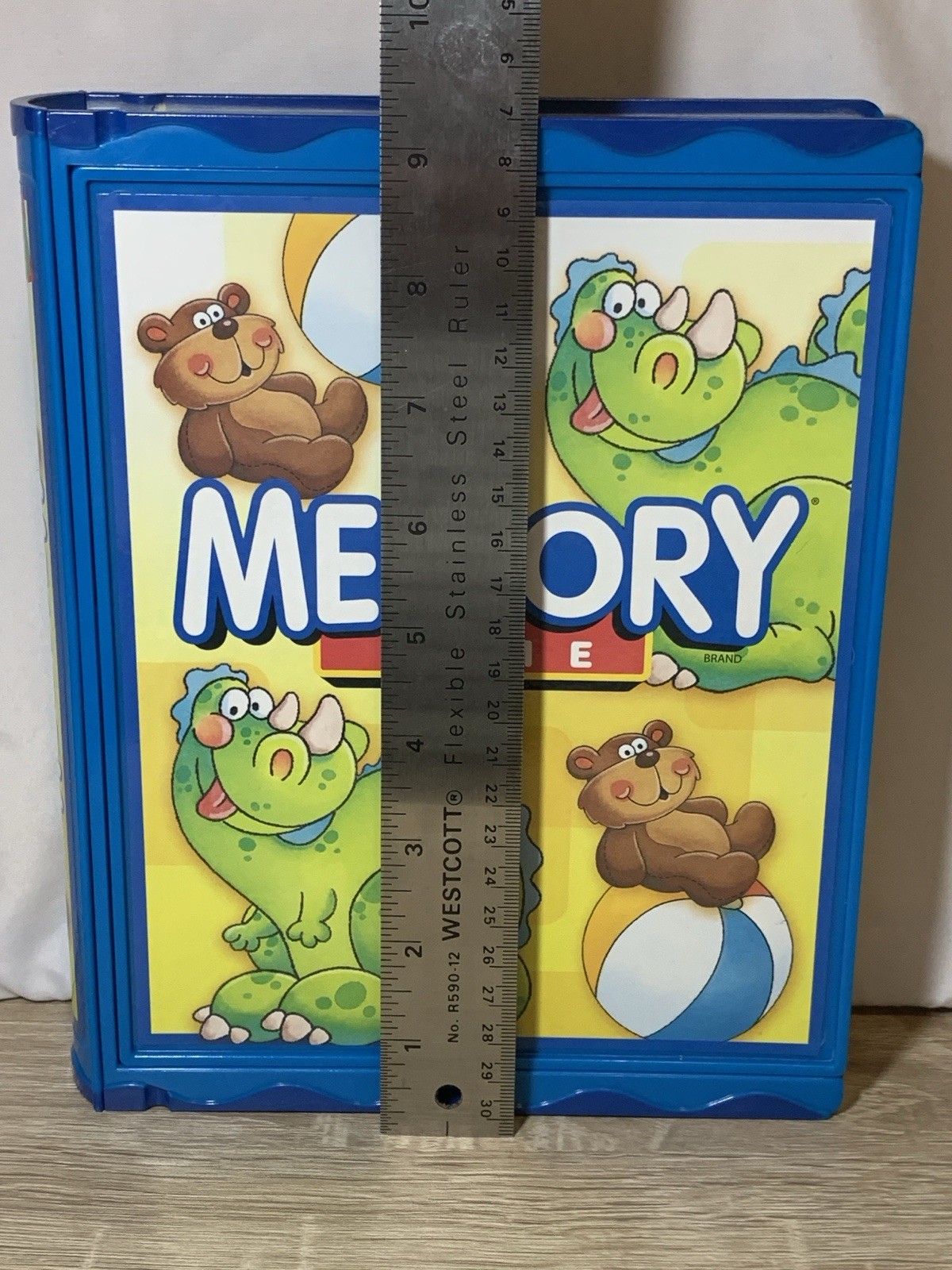 Vintage 2005 Milton Bradley Original Memory Game Bookshelf Case 68/72 Cards READ