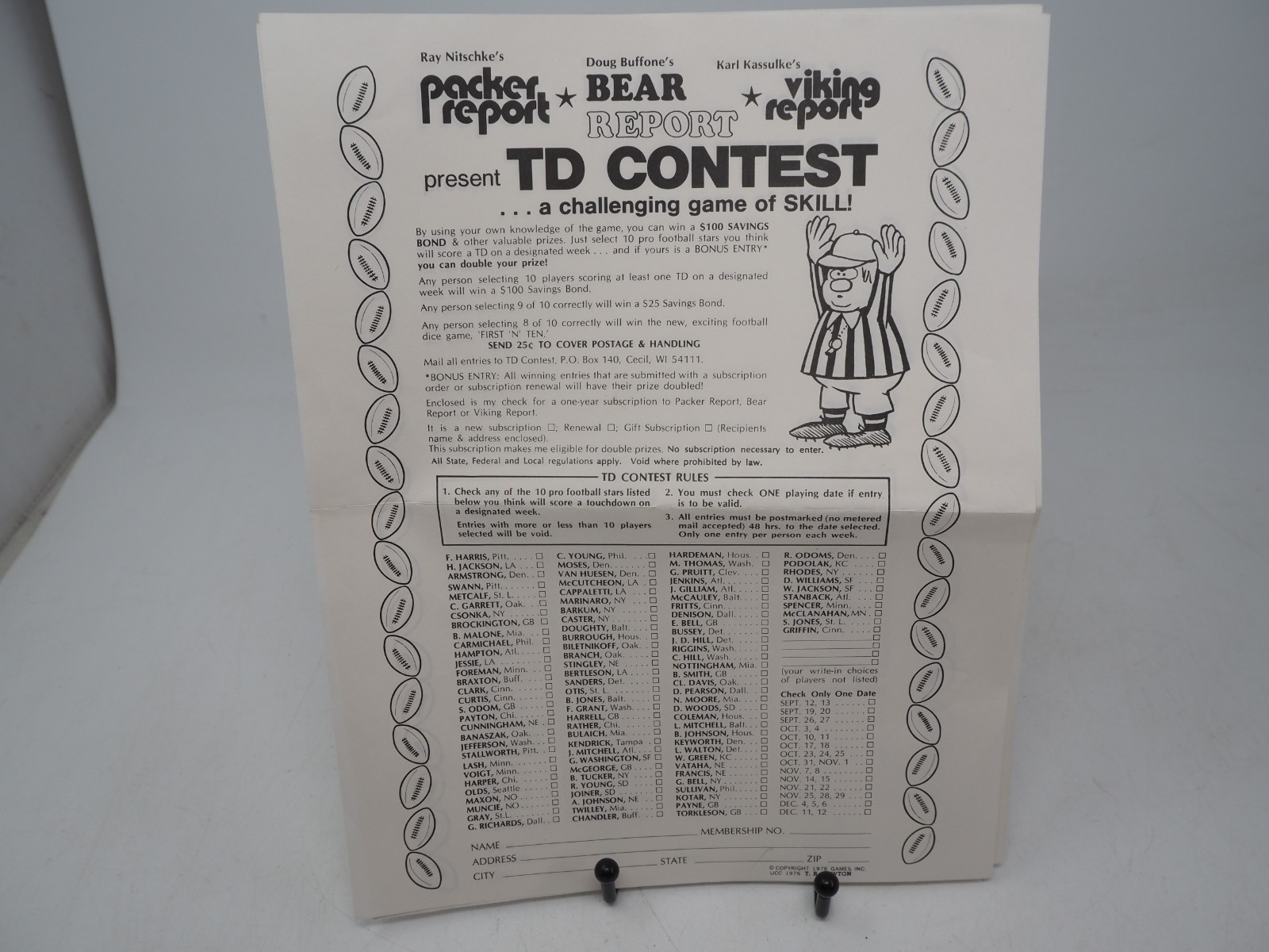 1976 First ’N’ Ten Football Dice Game Complete w/ Packer Bear Viking TD Contest