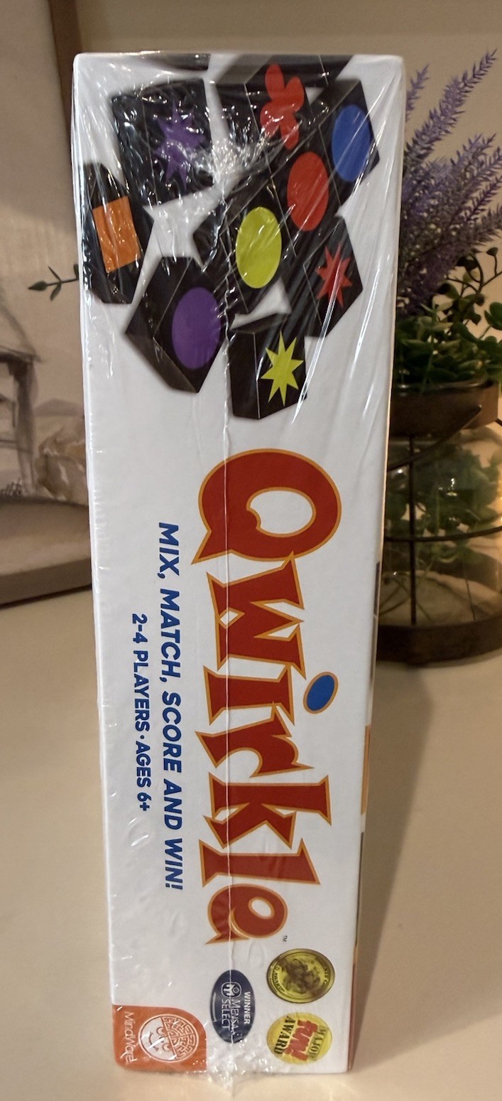 Qwirkle -MIX, MATCH, SCORE & WIN GAME-NEW SEALED
