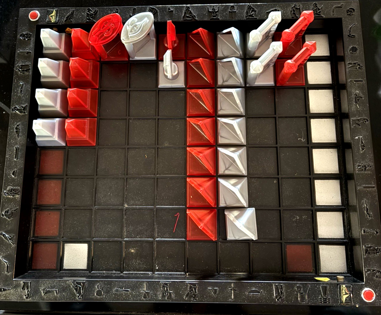 Khet The Laser Game Innovention Toys Works 100% Complete includes Beam Splitters