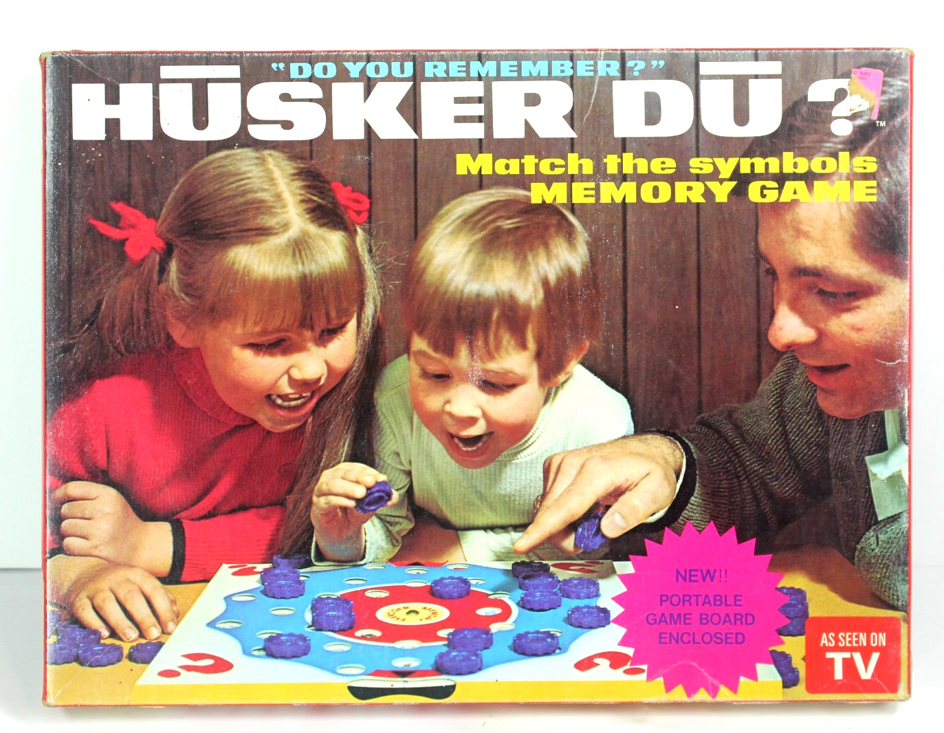Husker Du? 1970 Kids Memory Game w/ 37 Discs, Game Board. Vintage, Hard To Find