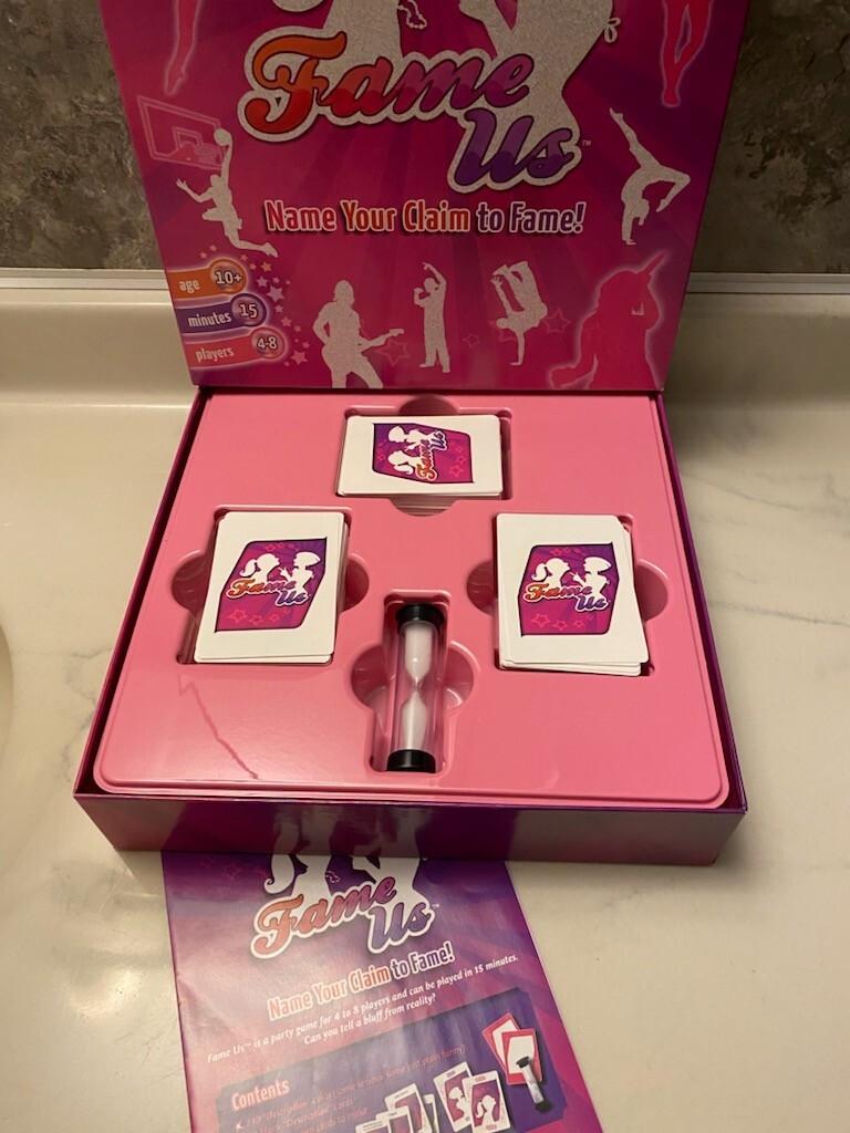 FAME US The Name Your Claim to Fame! A Family Board Game