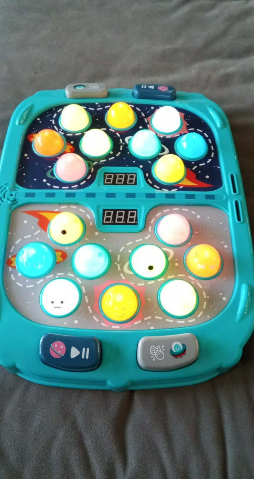 Interactive Whack and Mole Game for Kids without a hammer