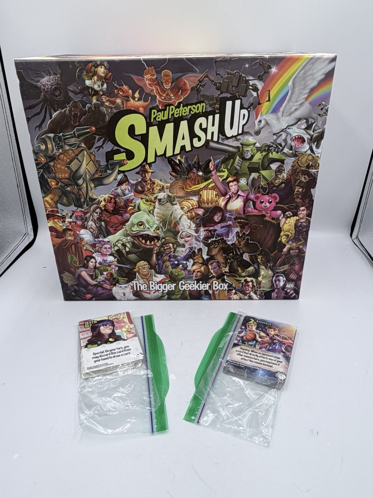 AEG: Smash Up – The Bigger Geekier Box COMPLETE + 3 Expansions 19 Factions