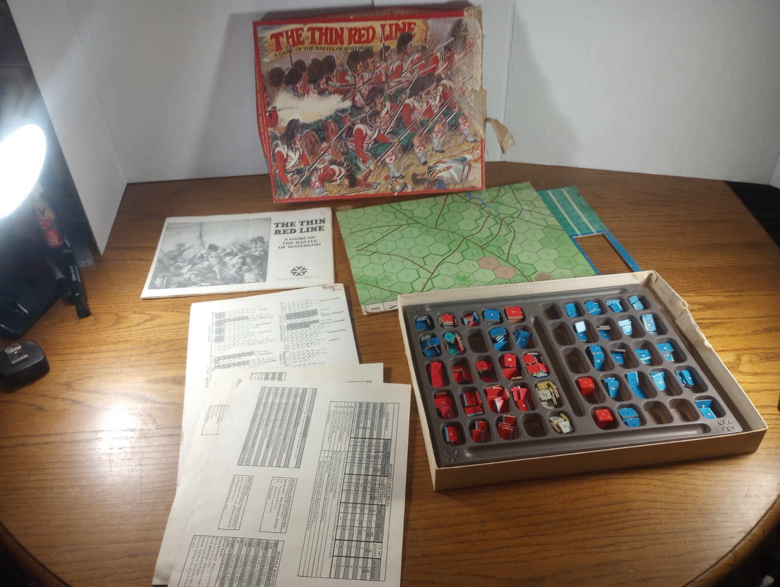 Yaquinto The Thin Red Line Battle of Waterloo Napoleon 1815 strategy game Poor
