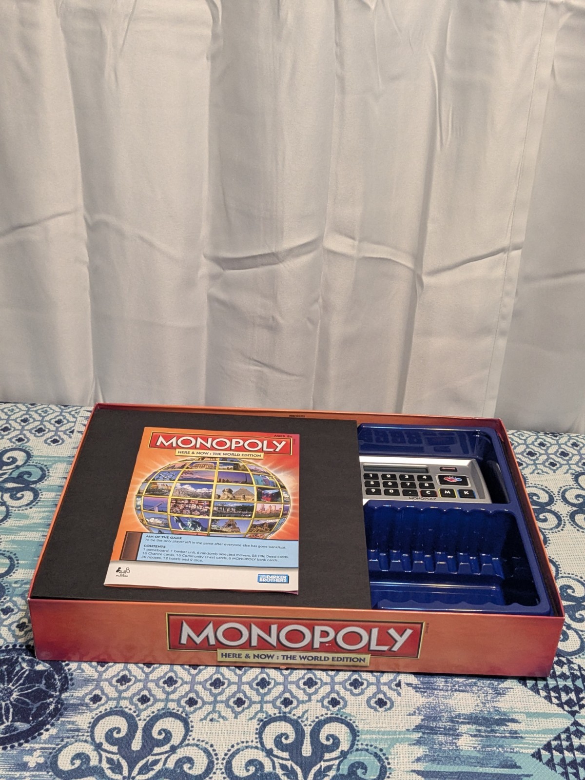 Monopoly World Here & Now: The World Edition COMPLETE Hasbro Electronic 2008