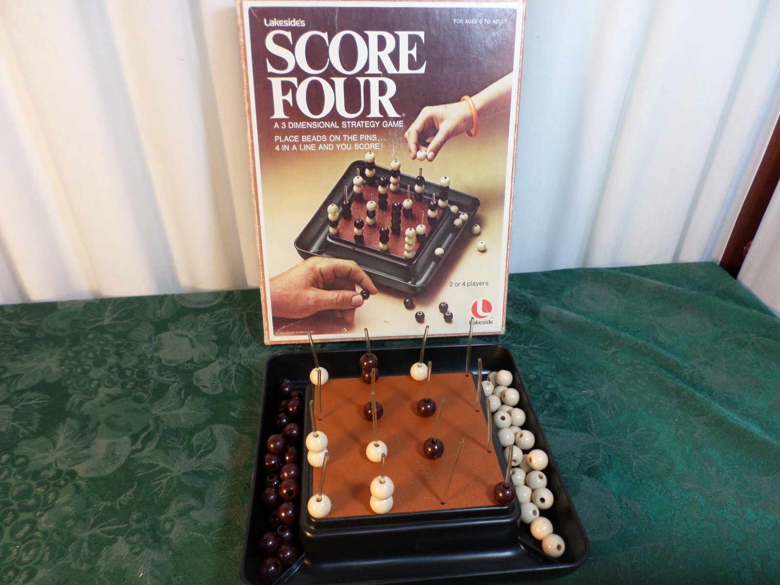 1975 Leisure Dynamics Lakeside Score Four Game w/Box-Ages 8 to Adults-#8325