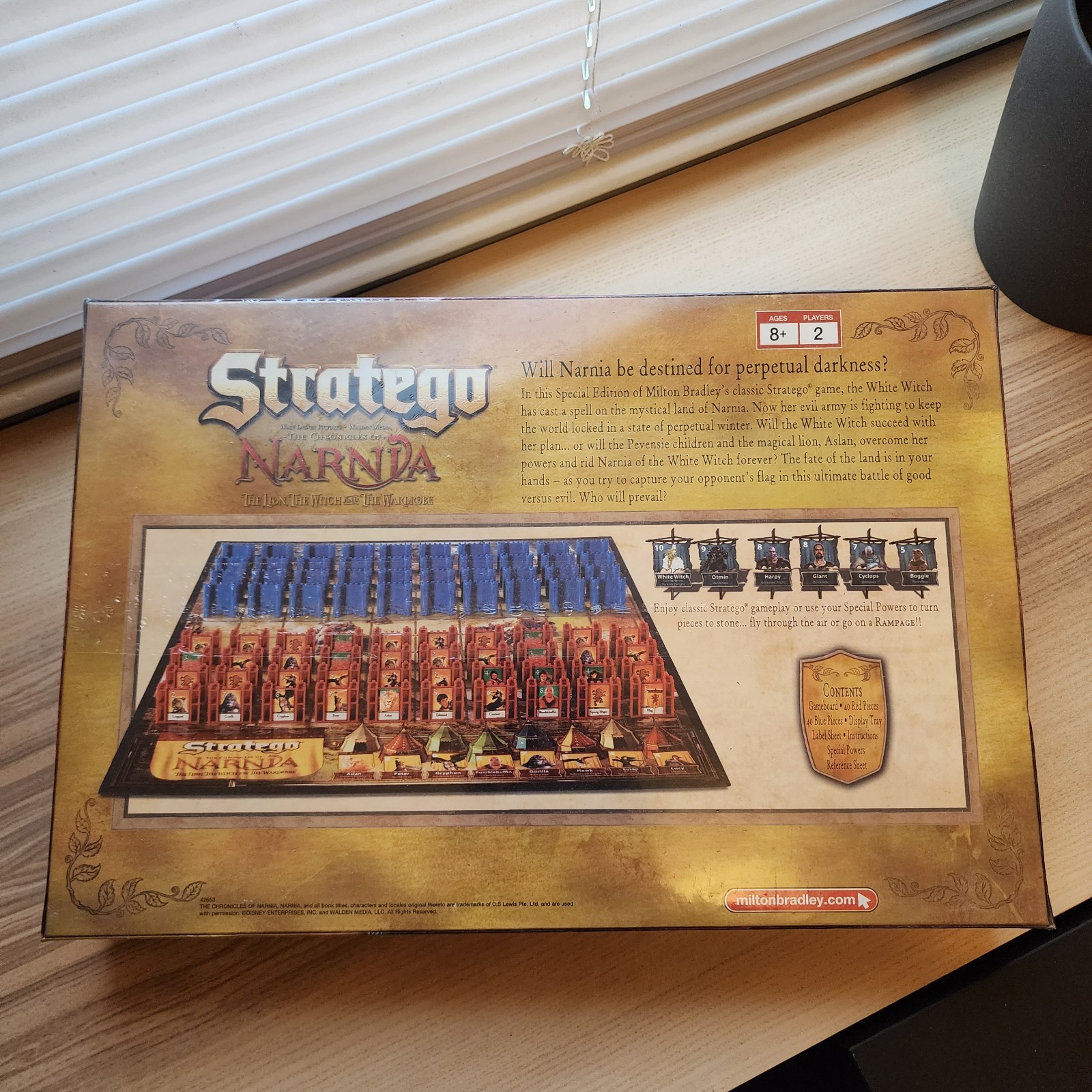 NEW Stratego Chronicles Of Narnia Board Game Battlefield Strategy 42653 – READ
