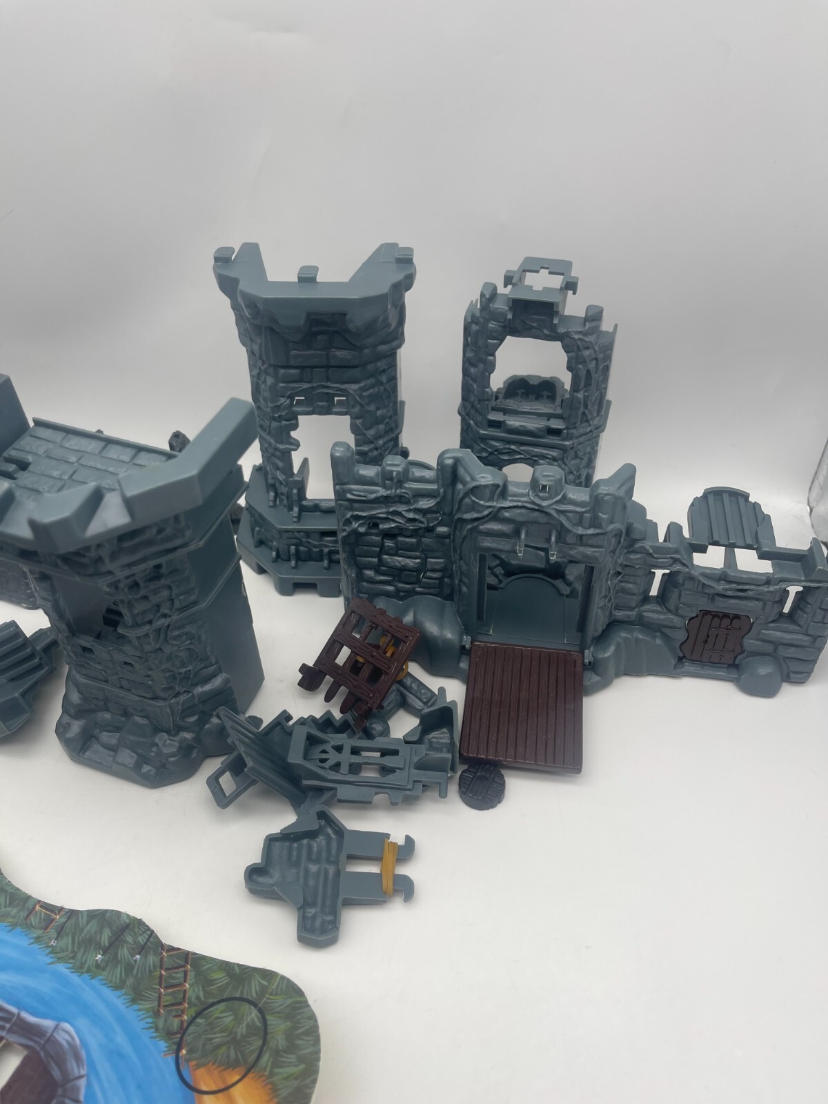 INCOMPLETE Weapons & Warriors Castle Combat Set Pieces AS IS See Description