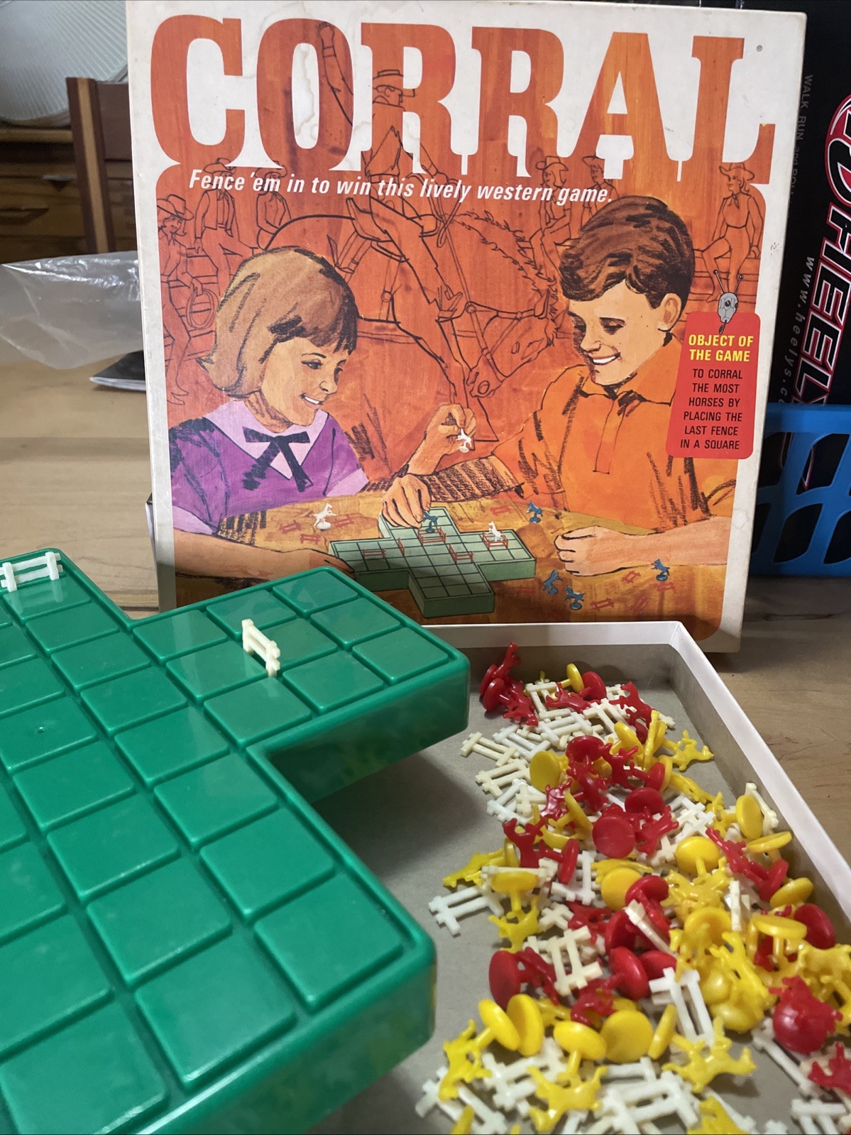 VTG Corral Western Game Schaper Horses Fences Strategy 1960s 2-4 Player Children