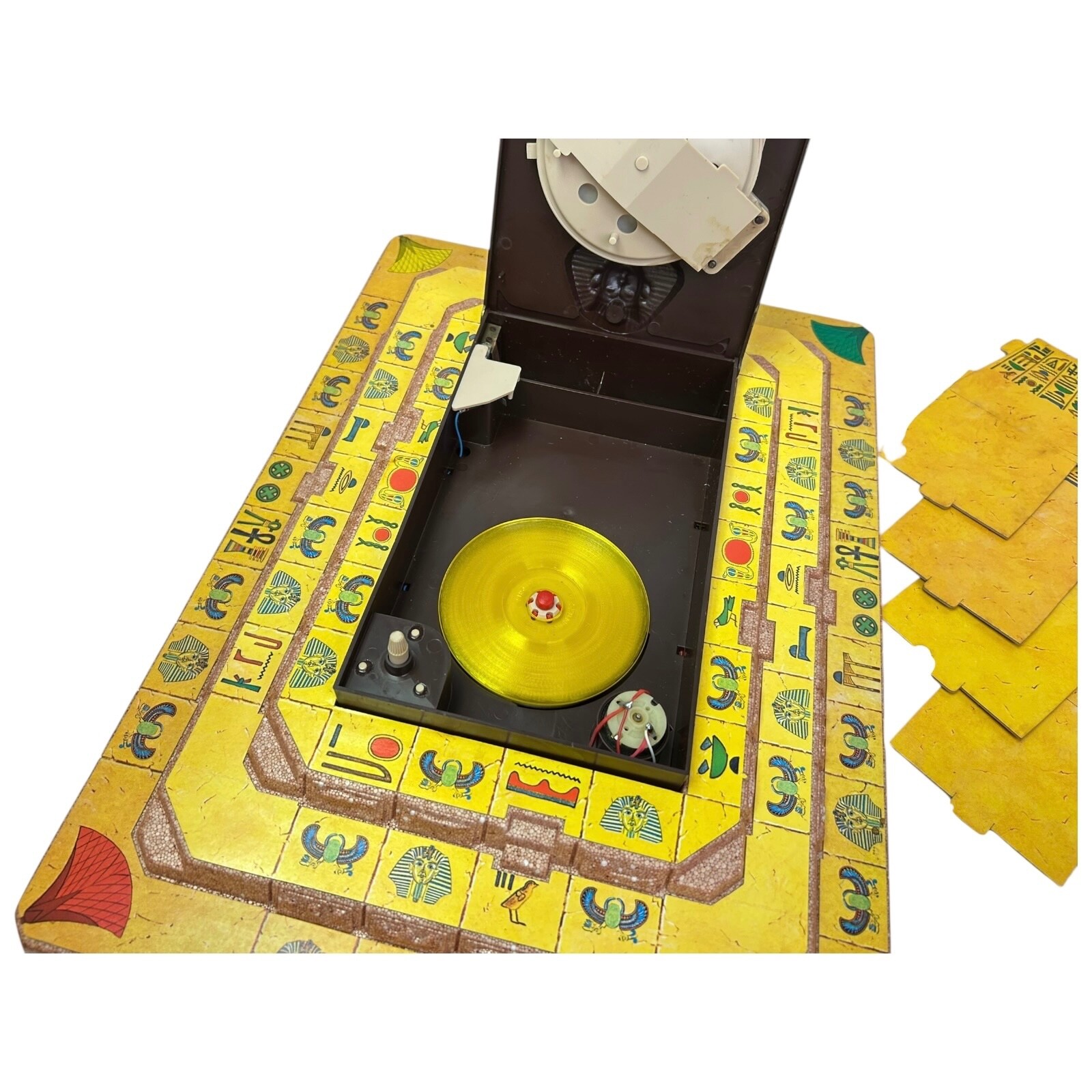 Voice of the Mummy Board Game Milton Bradley 1971 Vintage Red Not Working